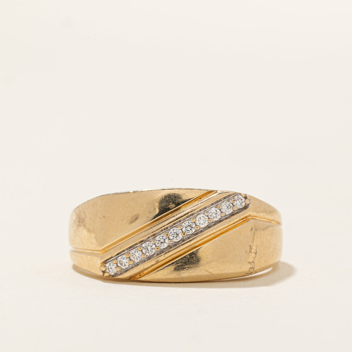 Diagonal Diamond Row Signet Ring | 0.11ctw | SZ 10.5