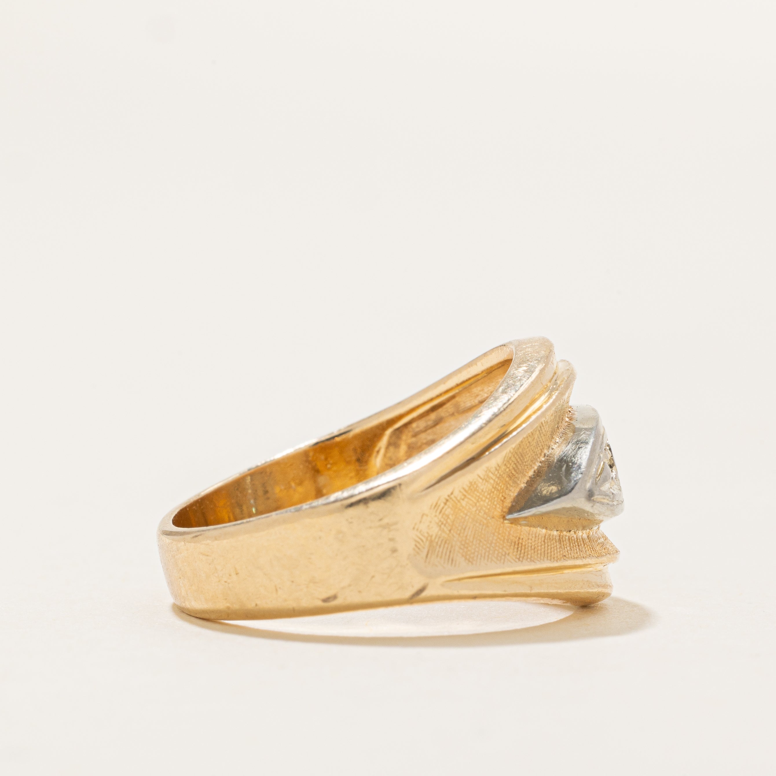 Diamond Marquise Shaped Textured Chunky Ring | 0.12ctw | SZ 6.0 |