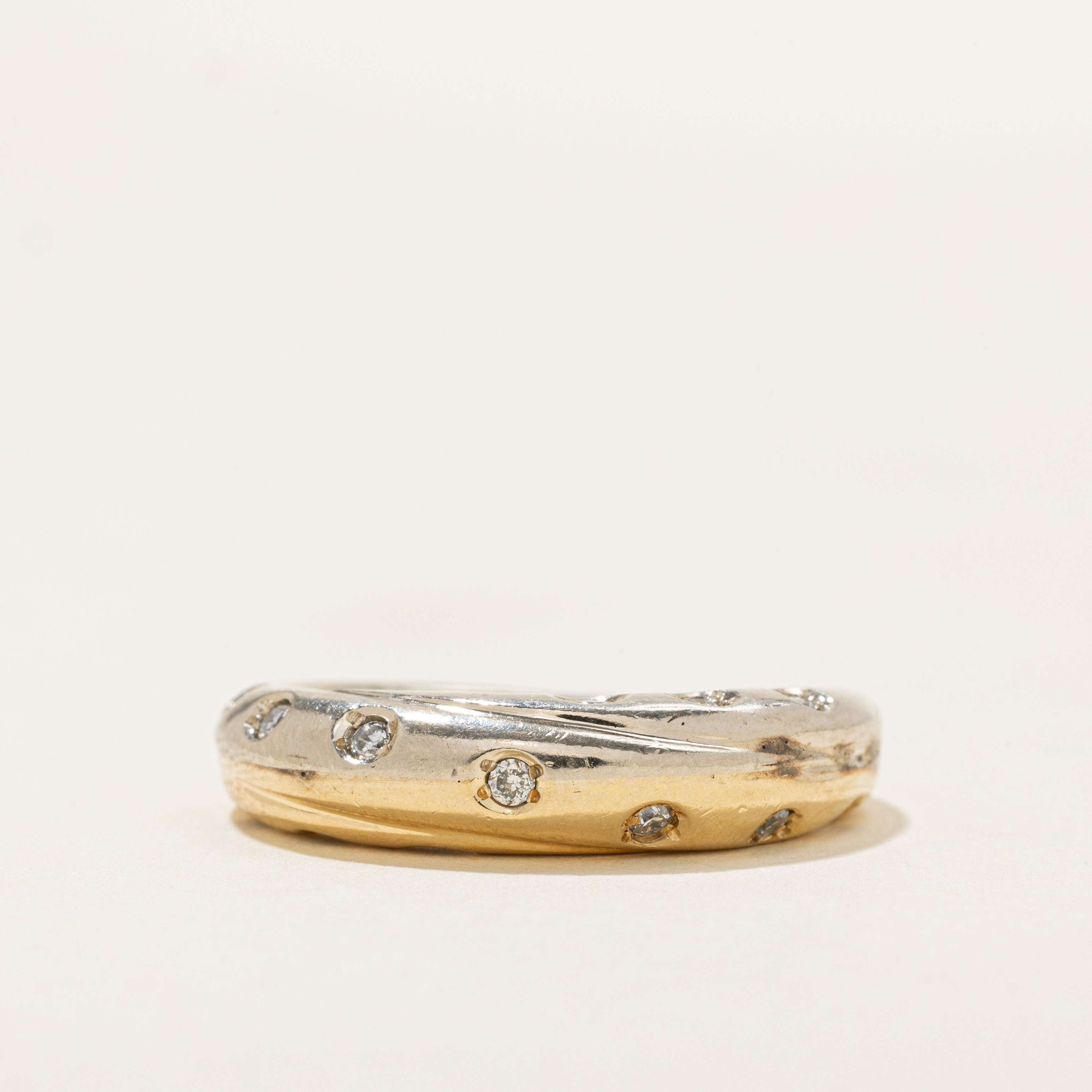 Flush Set Scattered Diamond Dome Band | 0.2ctw | SZ 6.25 |