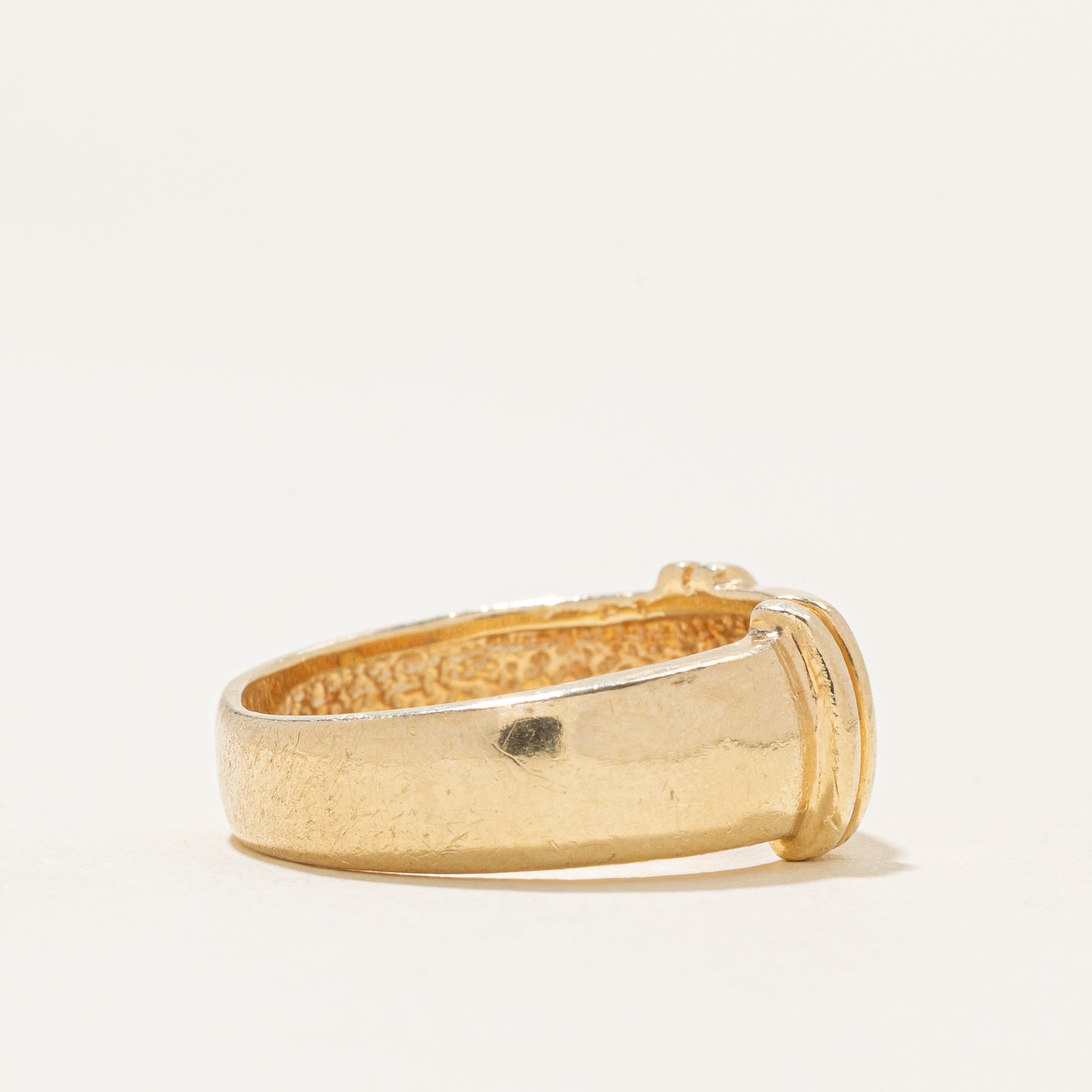 Flush Set Diamond Buckle Ring | 0.06ctw | SZ 7.75 |