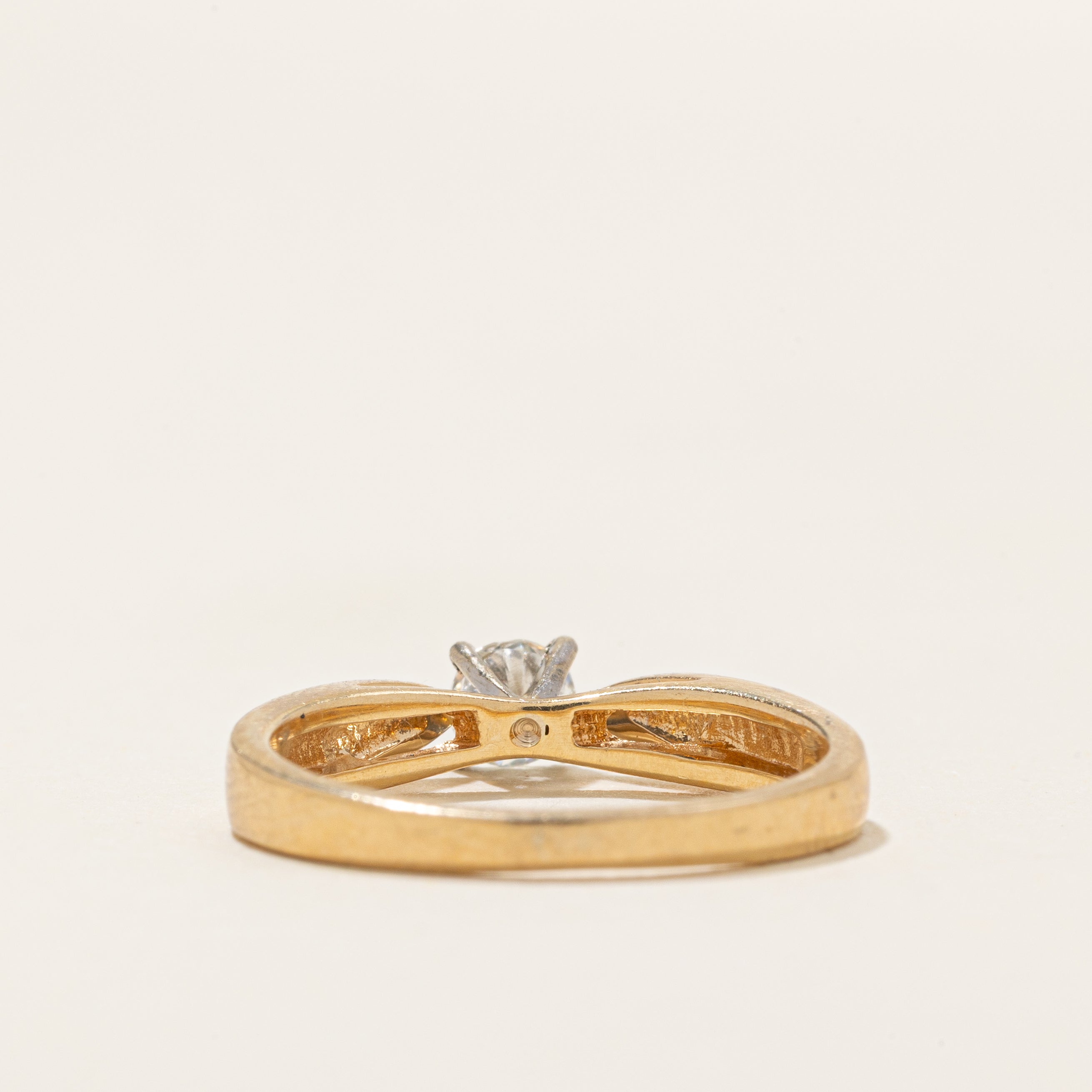 Solitaire Diamond Reverse Tapered Ring | 0.25ctw | SZ 5.75 |