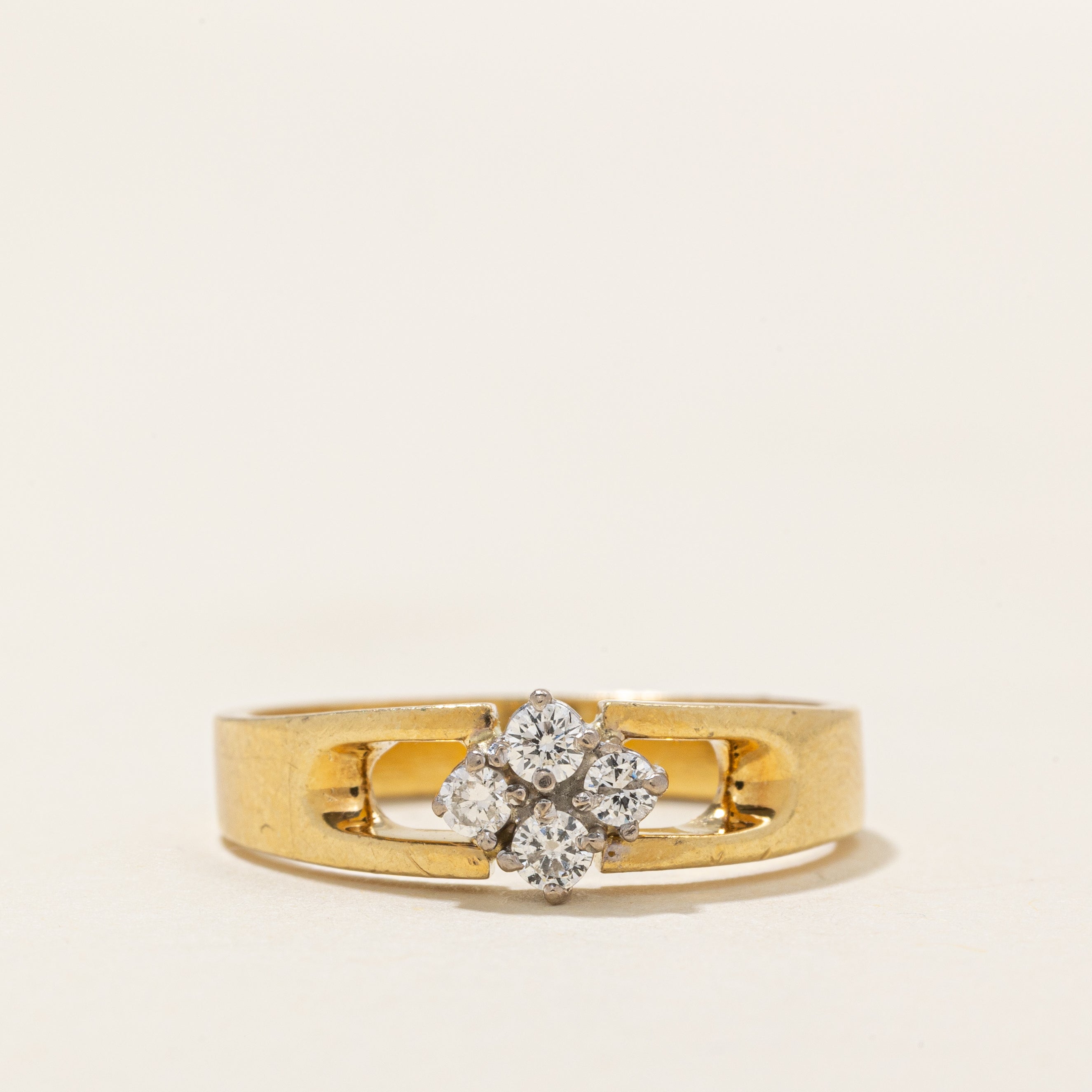 Diamond Cluster Openwork Ring | 0.15ctw | SZ 7.0 |