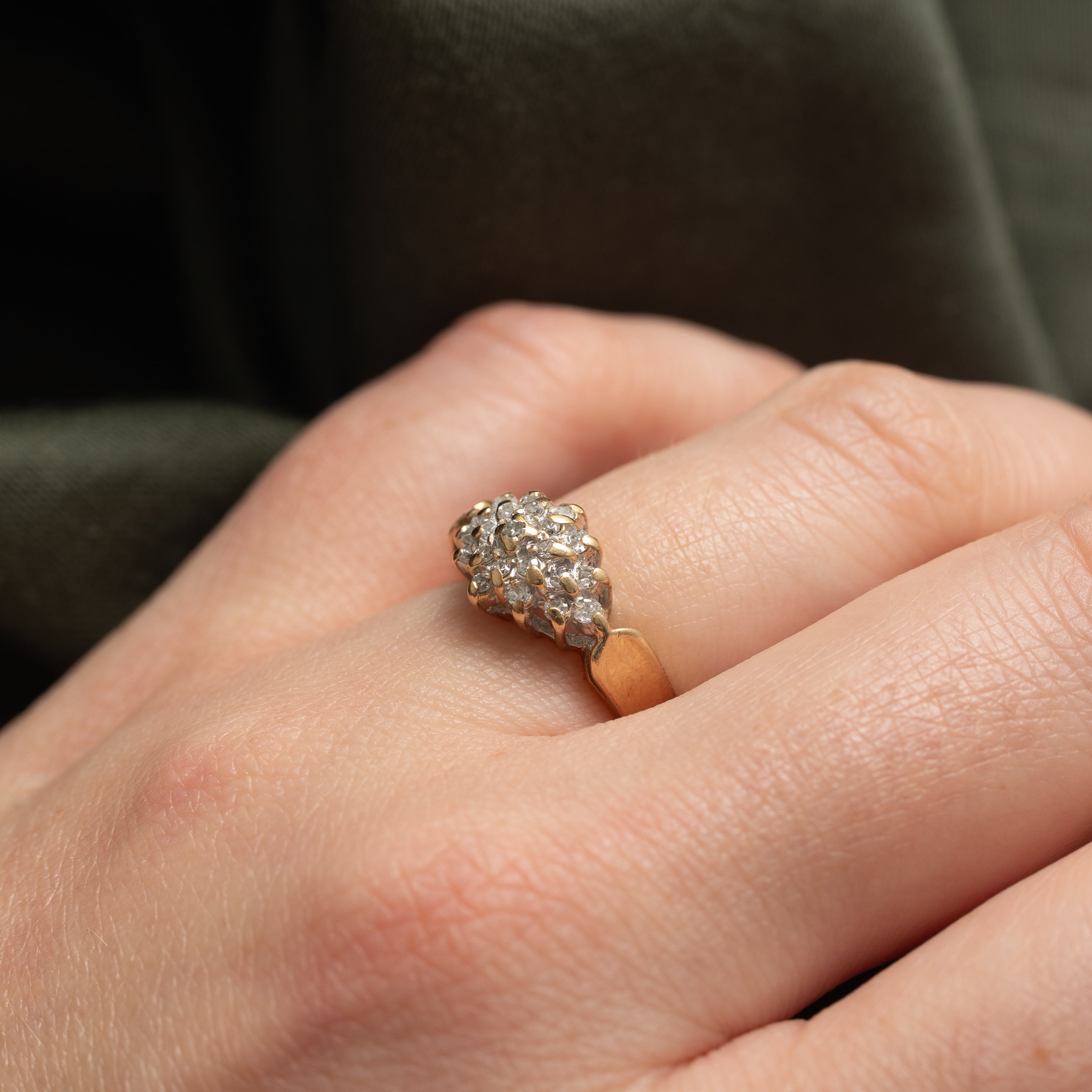 14k Diamond Petal Cluster Ring | 0.25ctw | SZ 4.5 |