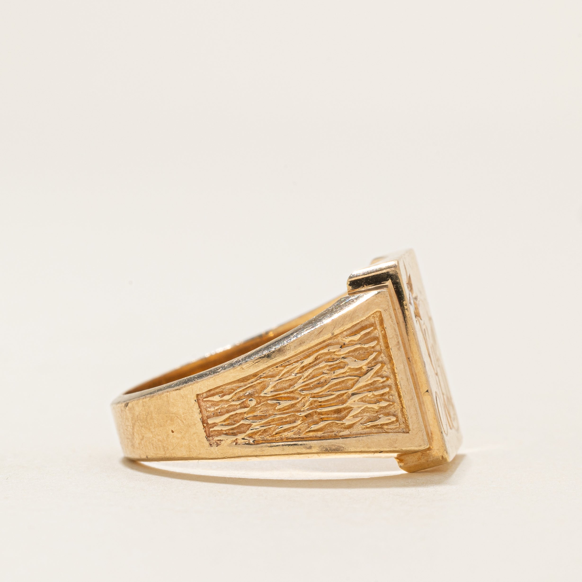 Star Set Diamond "AB" Initial Signet Ring | 0.06ctw | SZ 9.5 |