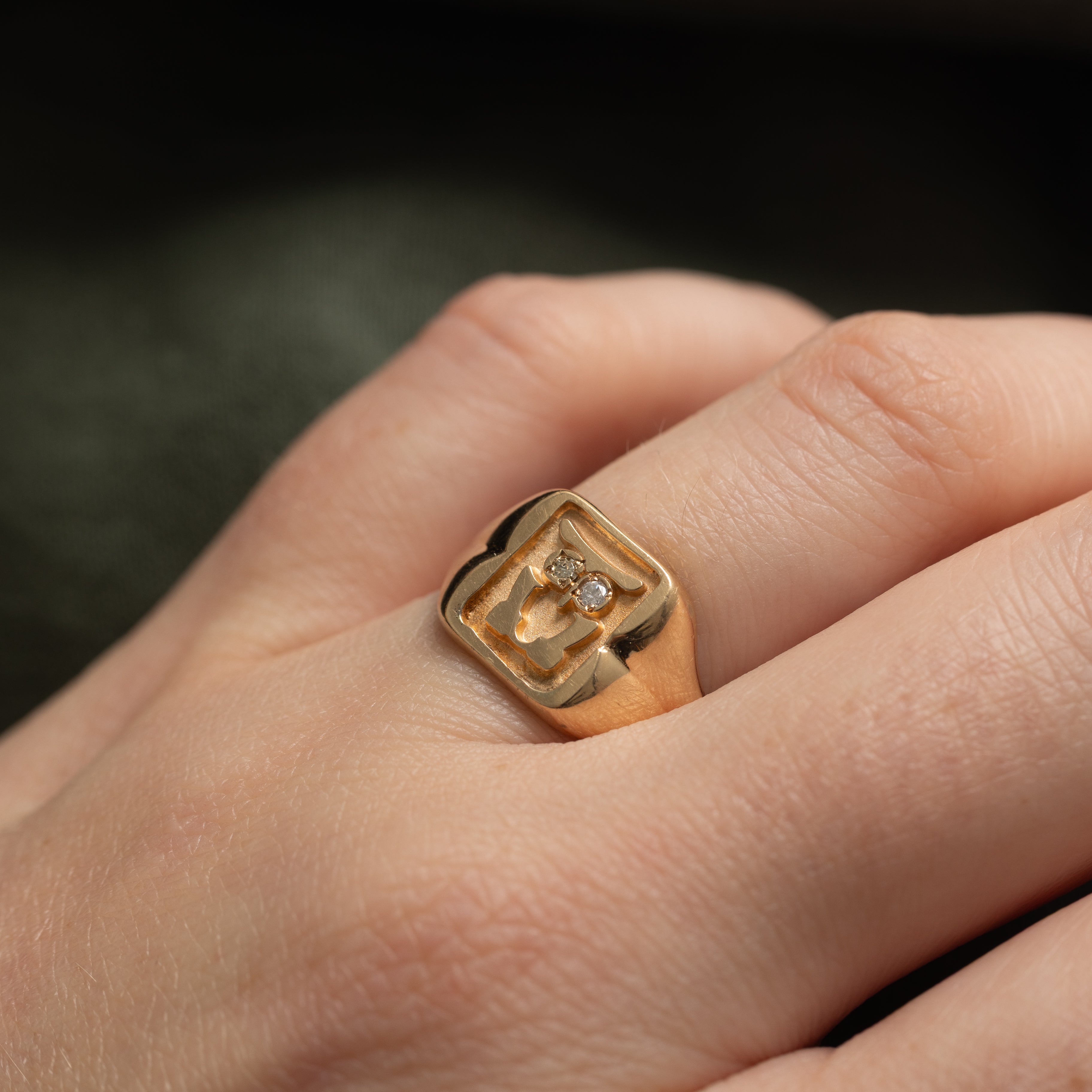 Diamond Owl Signet Ring | 0.03ctw | SZ 7.5 |