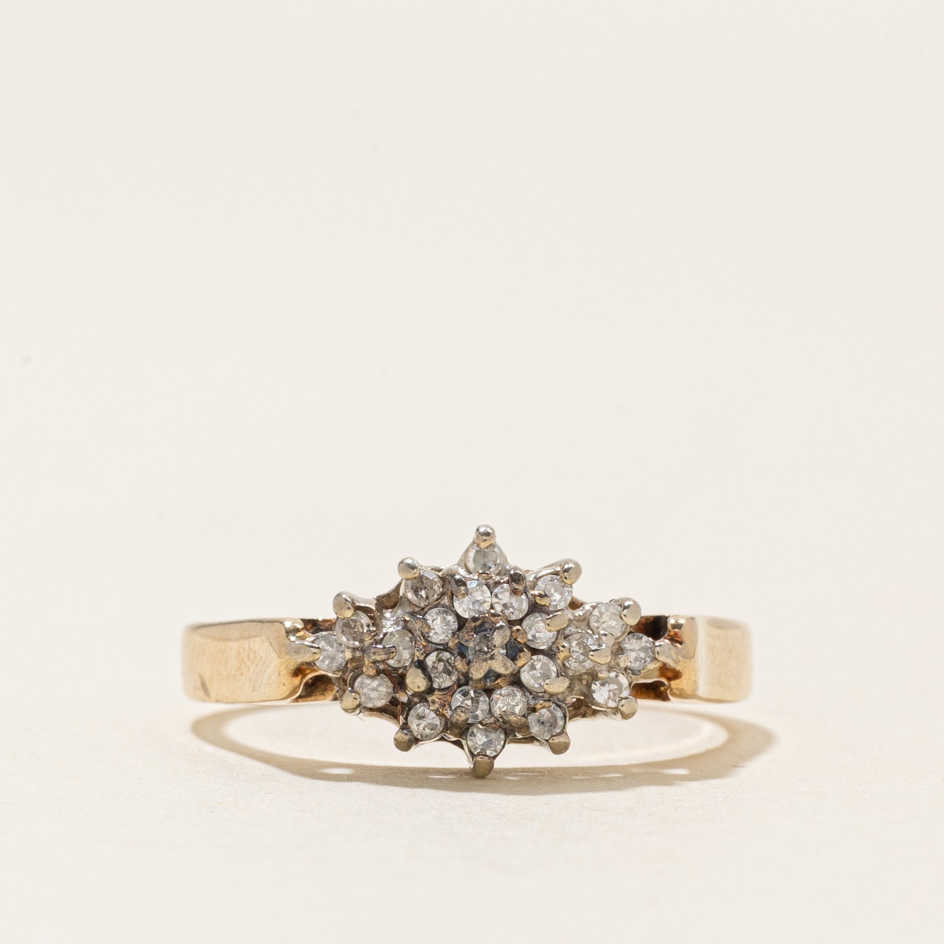 Diamond Cluster Ring | 0.72ctw | SZ 5.75 |