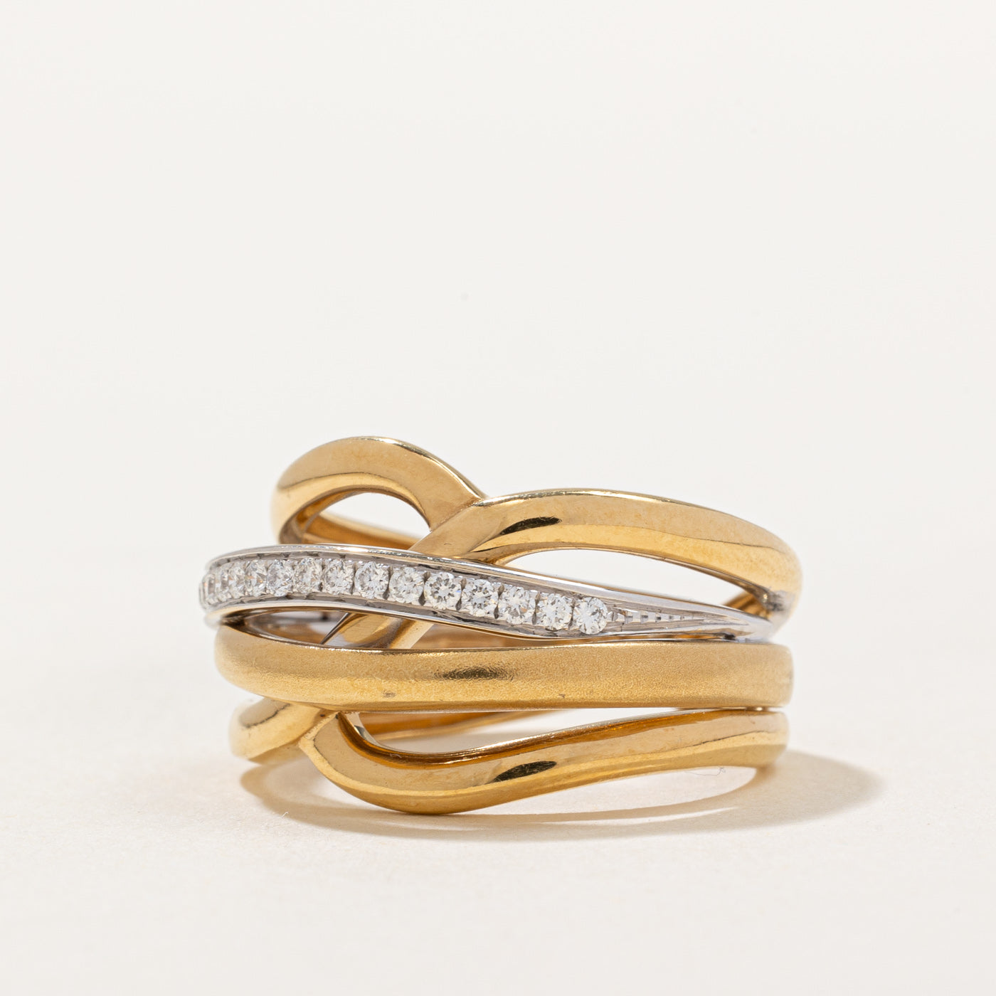 Overlapping Bands Diamond Ring | 0.20ctw | SZ 7 |