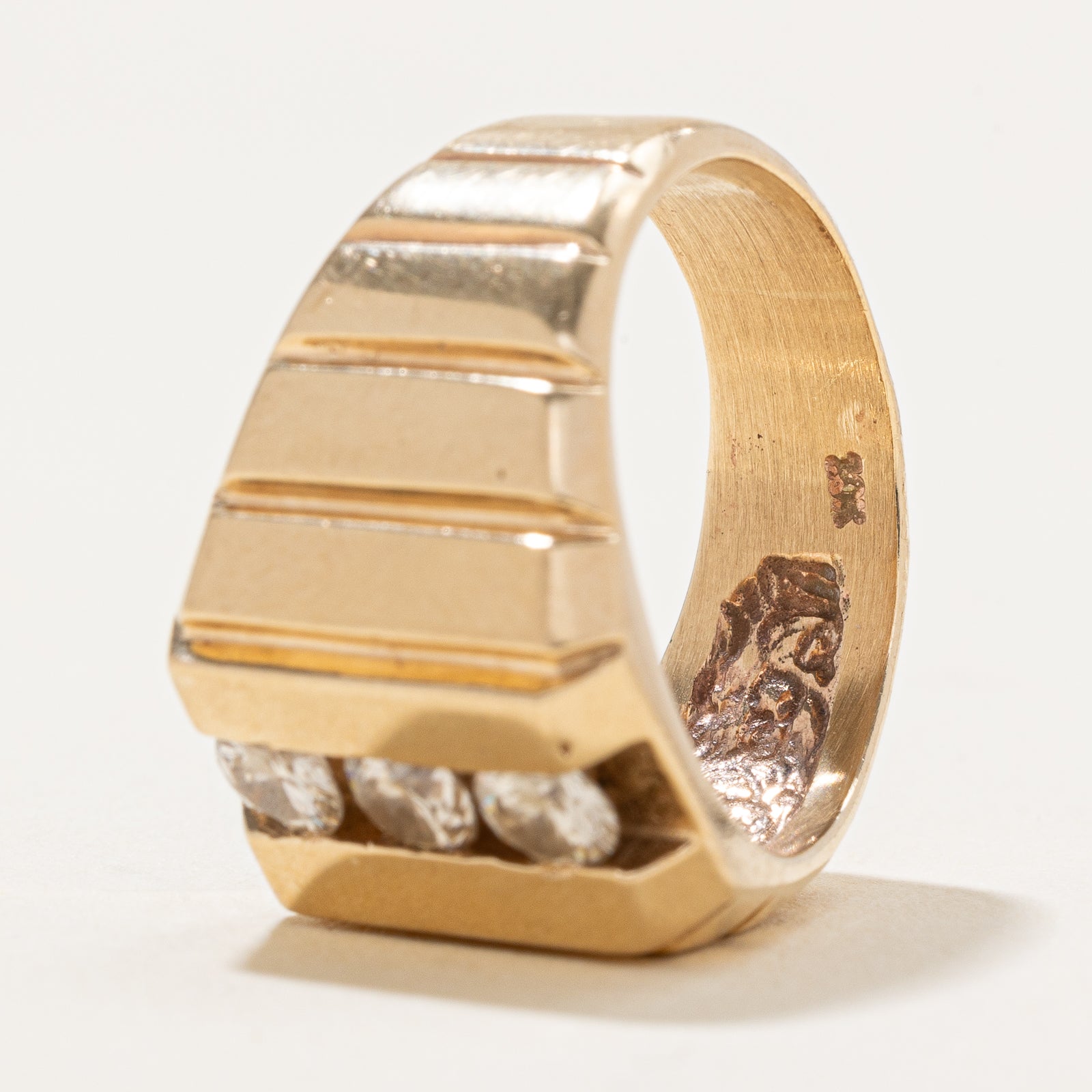 Diamond Column Grooved Cocktail Ring | 0.66ctw | SZ 7.75