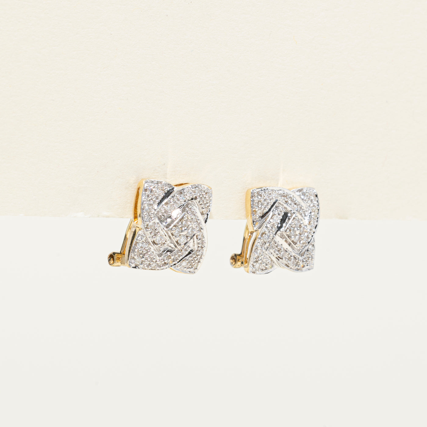 Boucles d'oreilles puces serties de diamants | 0,44 ct