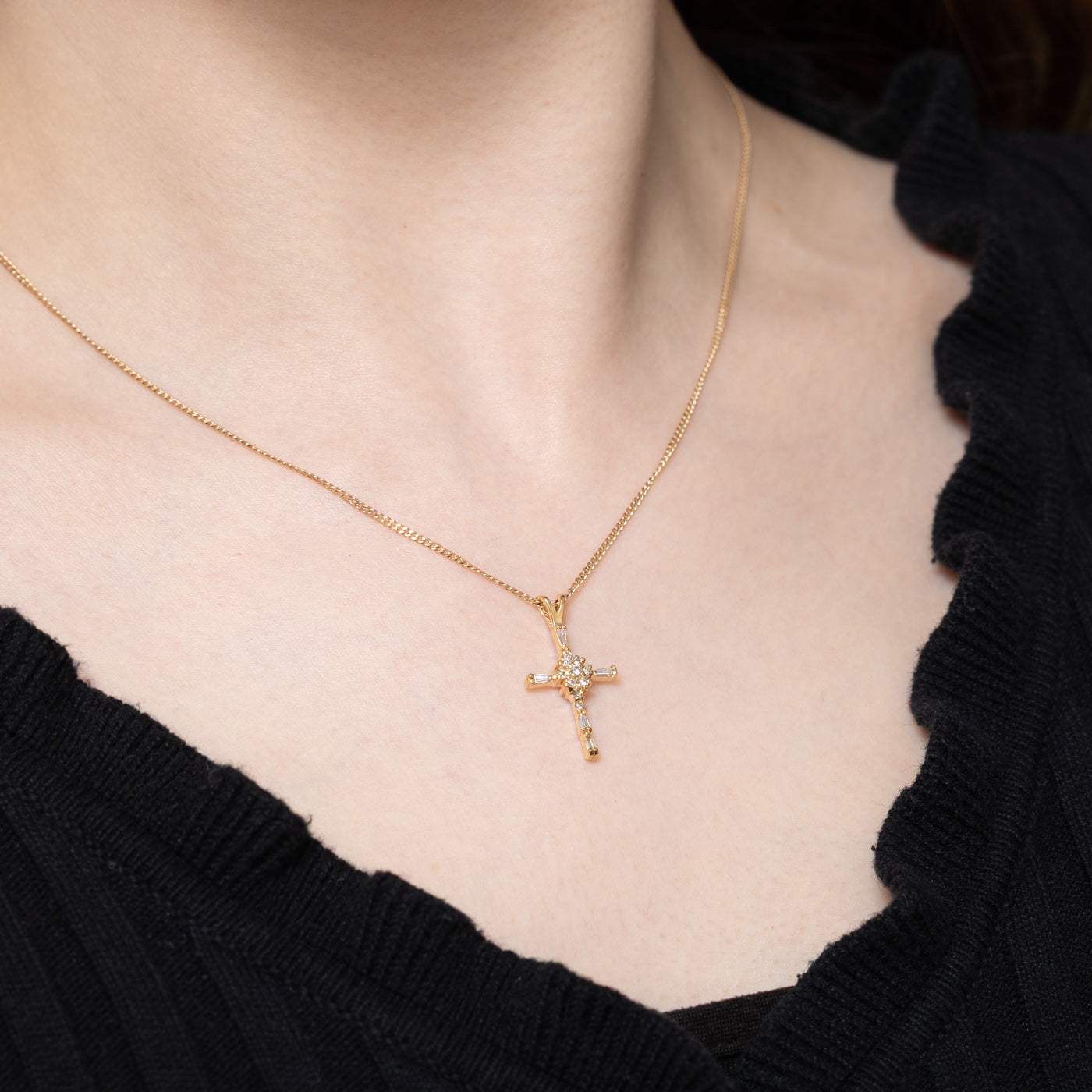 Diamond Cluster Cross Pendant | 0.23ctw
