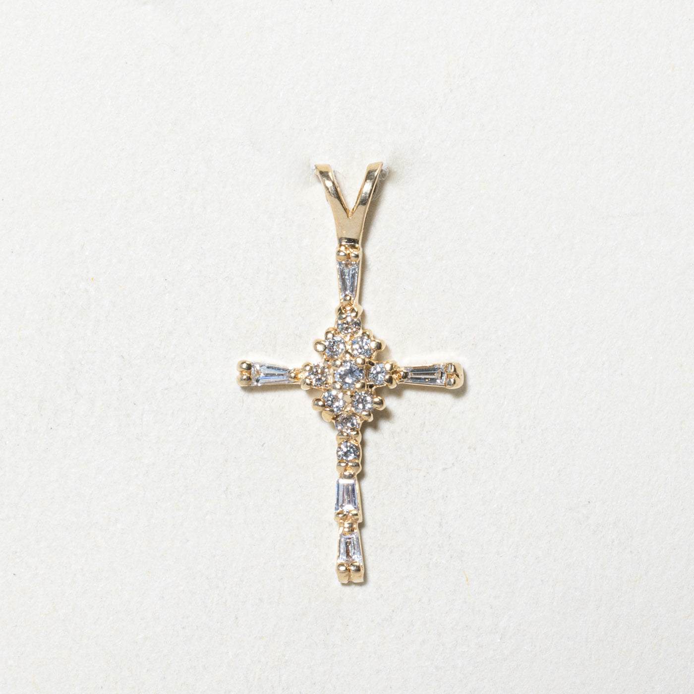 Diamond Cluster Cross Pendant | 0.23ctw