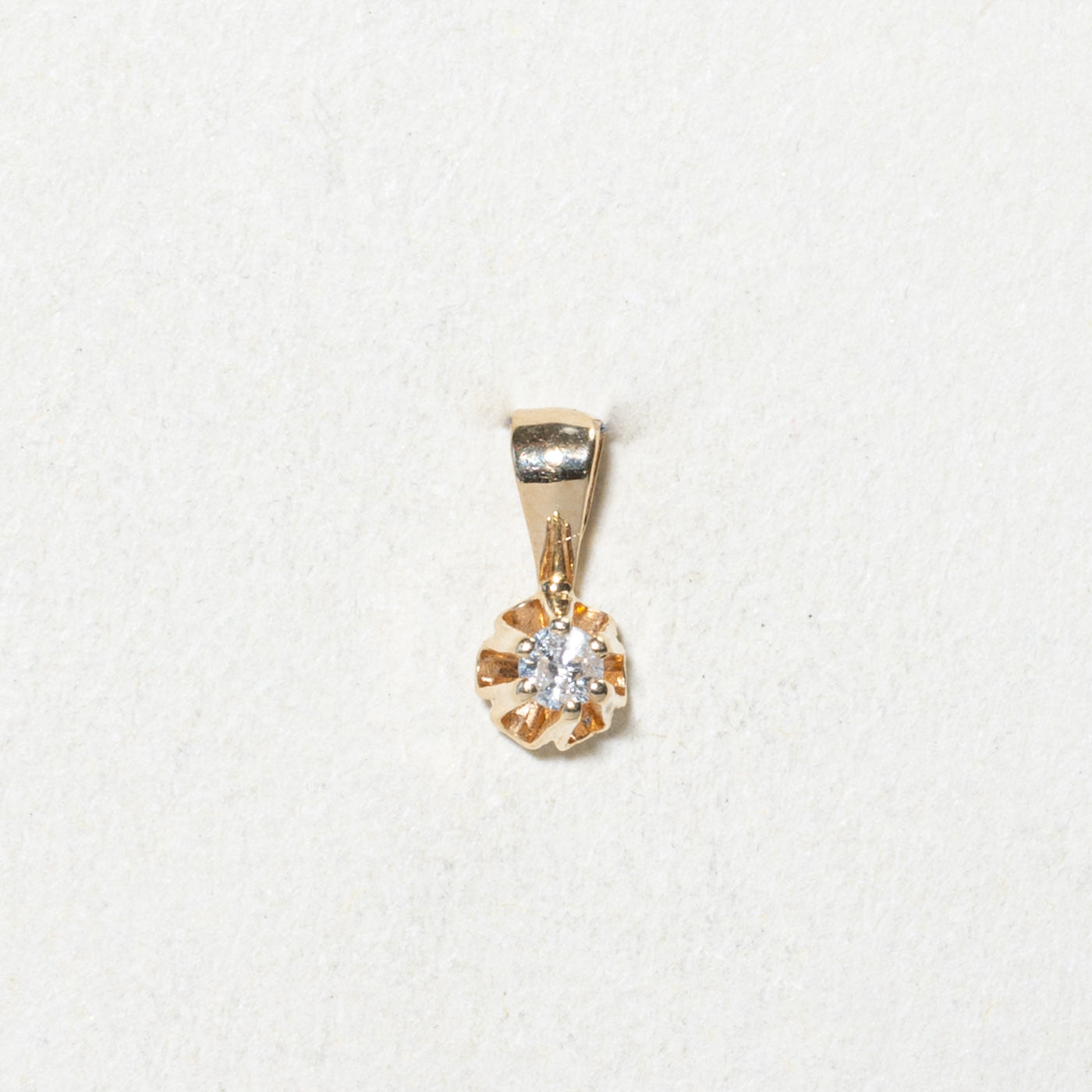 Belcher Set Diamond Pendant | 0.03ct