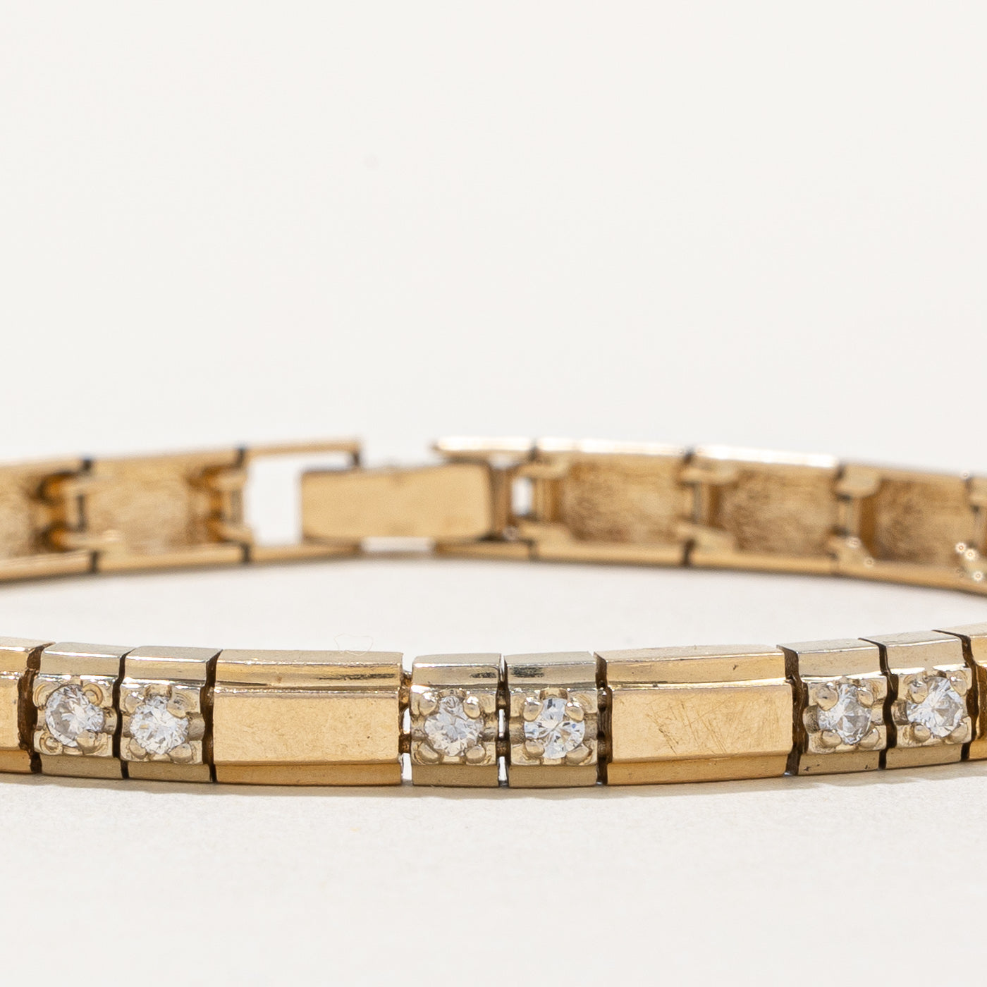 Illusion Set Diamond Bracelet | 0.36ctw | SZ 7.5" |