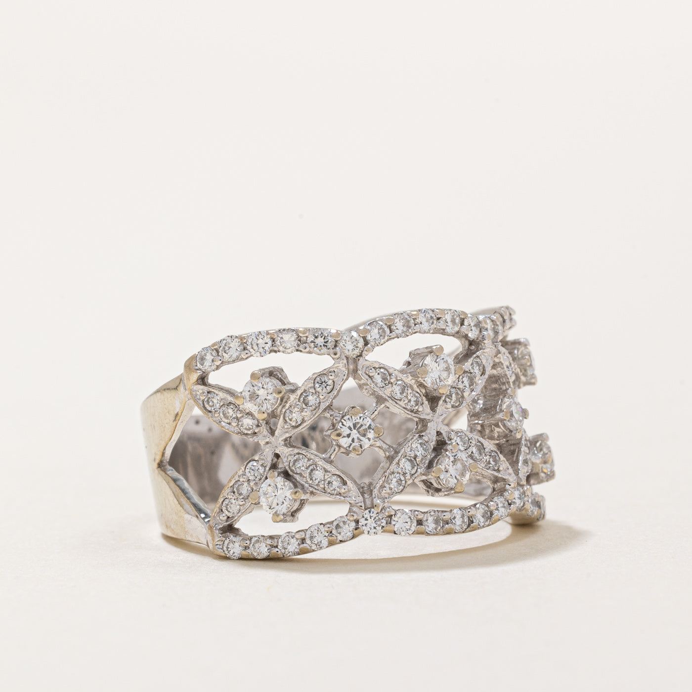 Diamond Lattice Ring | 0.77ctw | SZ 6 |