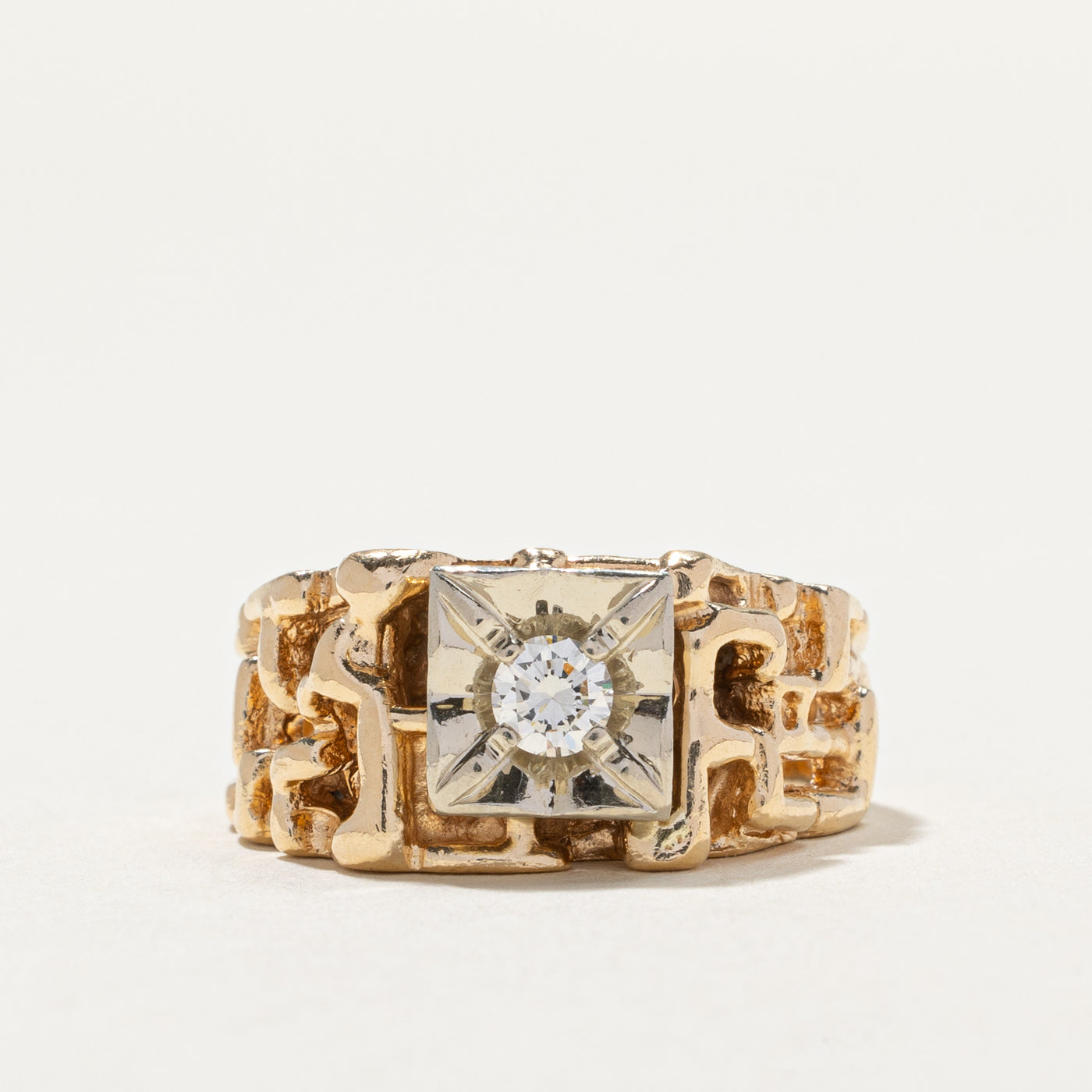 Illusion Set Diamond Textured Ring | 0.27ct | SZ 8.5 |