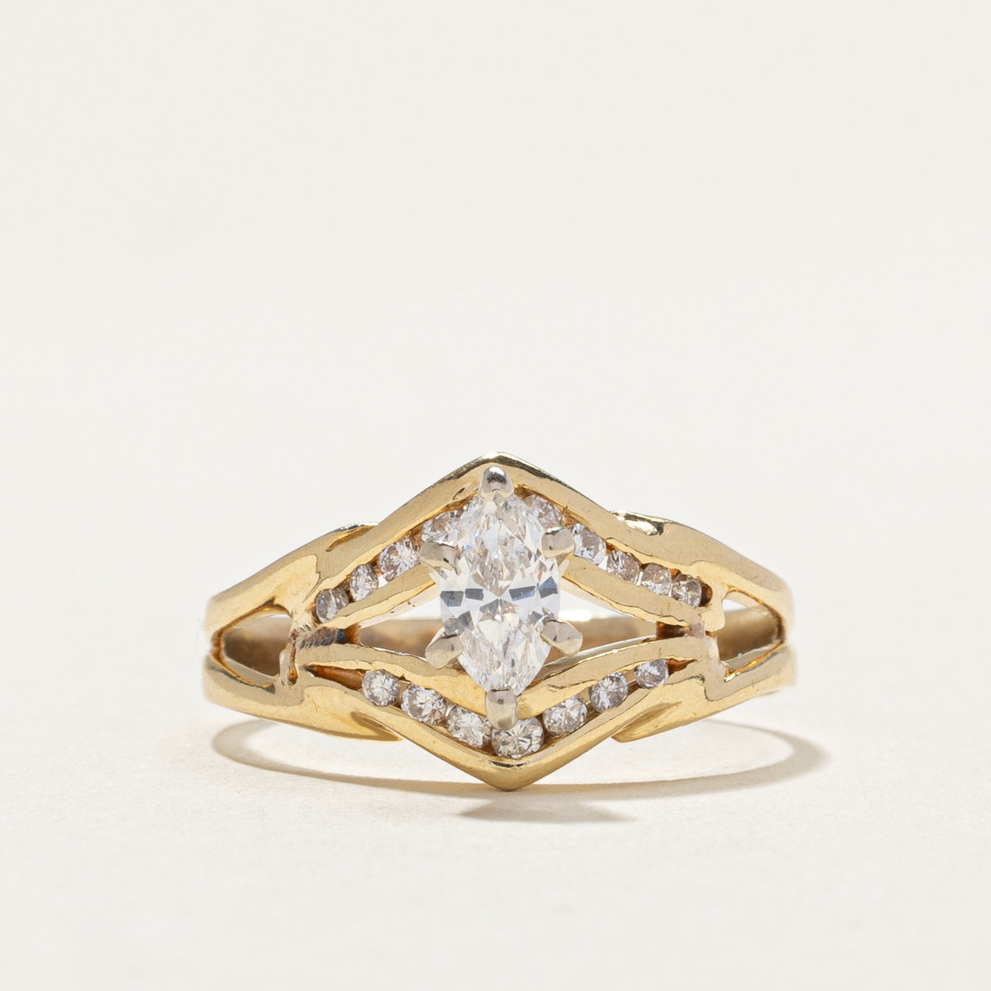 Marquise Cut Diamond Tapered Ring | 0.30ct, 0.22ctw | SZ 7 |