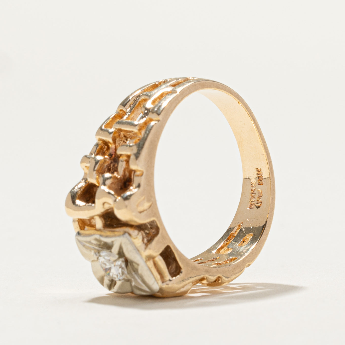 Illusion Set Diamond Textured Ring | 0.27ct | SZ 8.5 |