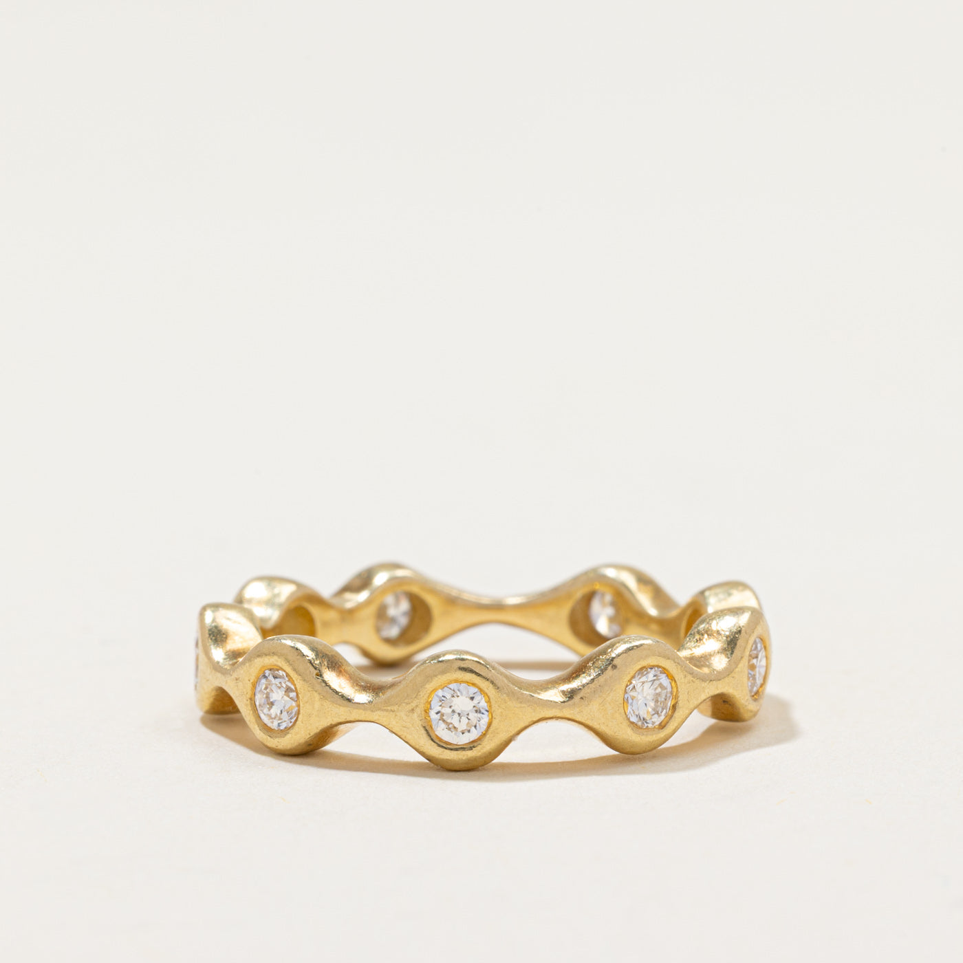 Bezel Set Diamond Scalloped Ring | 0.63ctw | SZ 7.75