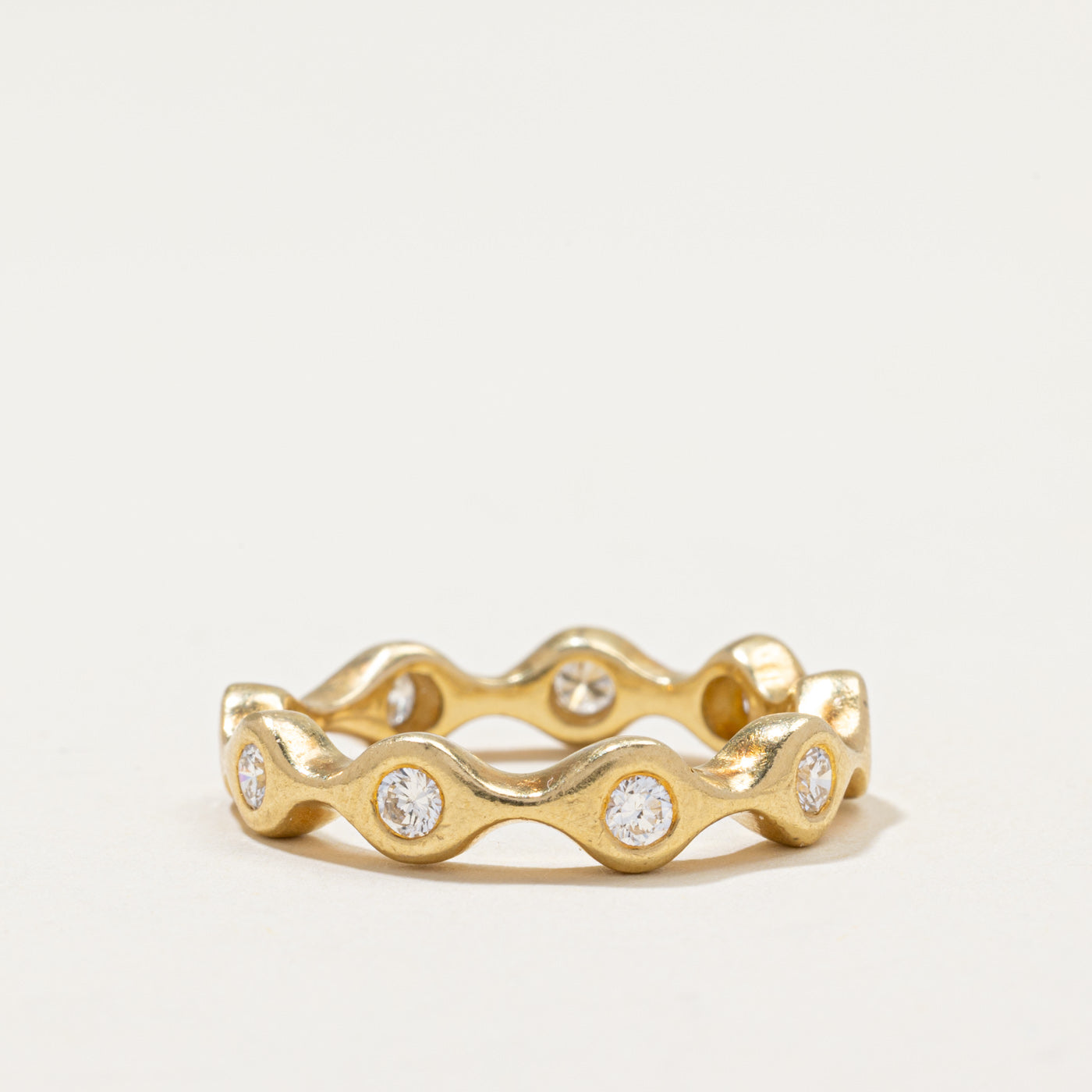 Bezel Set Diamond Scalloped Ring | 0.63ctw | SZ 7.75