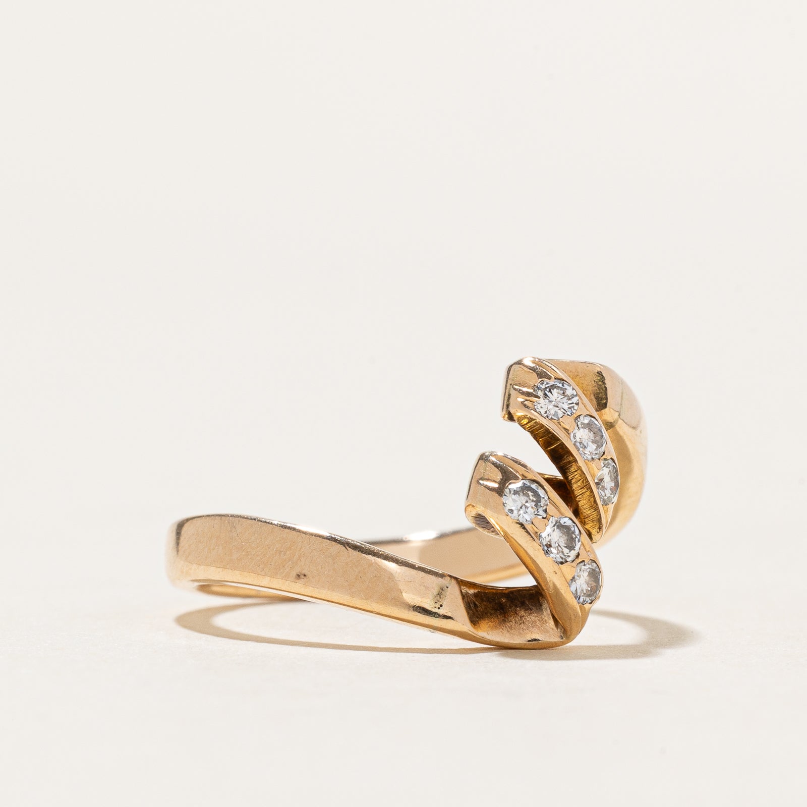 Flush Set Diamond Twisted Ring | 0.15ctw | SZ 5.75