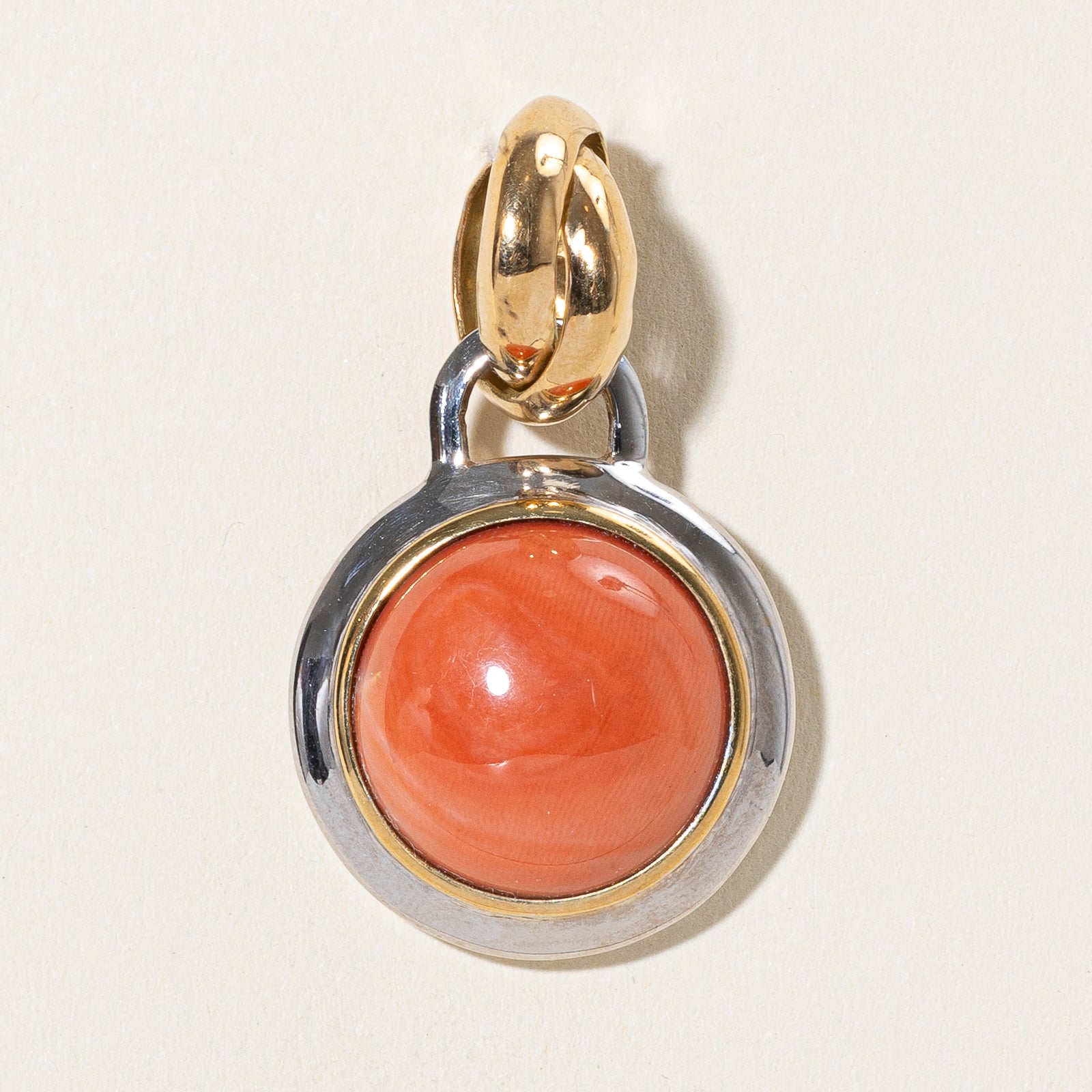Italian Bezel Set Round Coral Pendant | 17.00ct