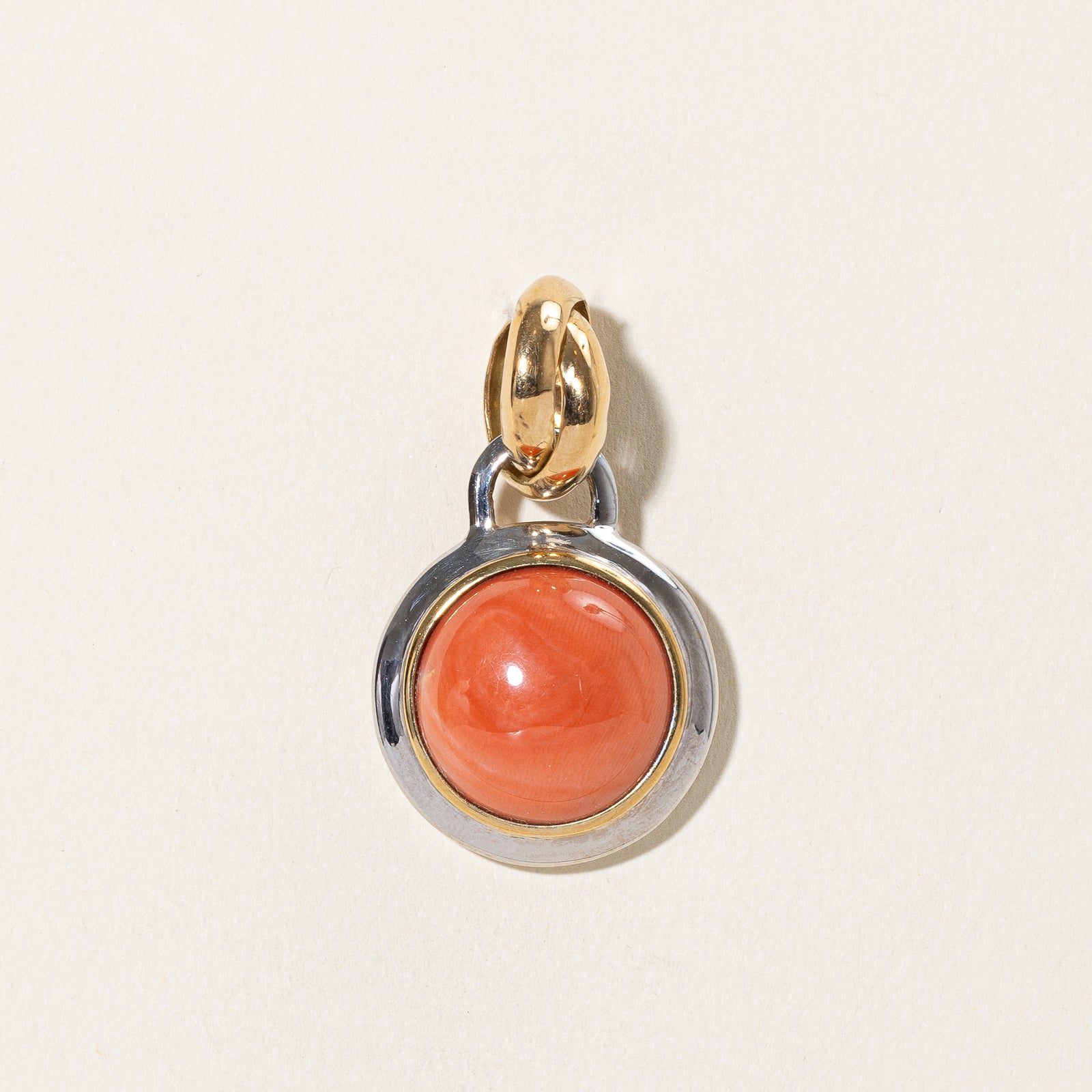 Italian Bezel Set Round Coral Pendant | 17.00ct