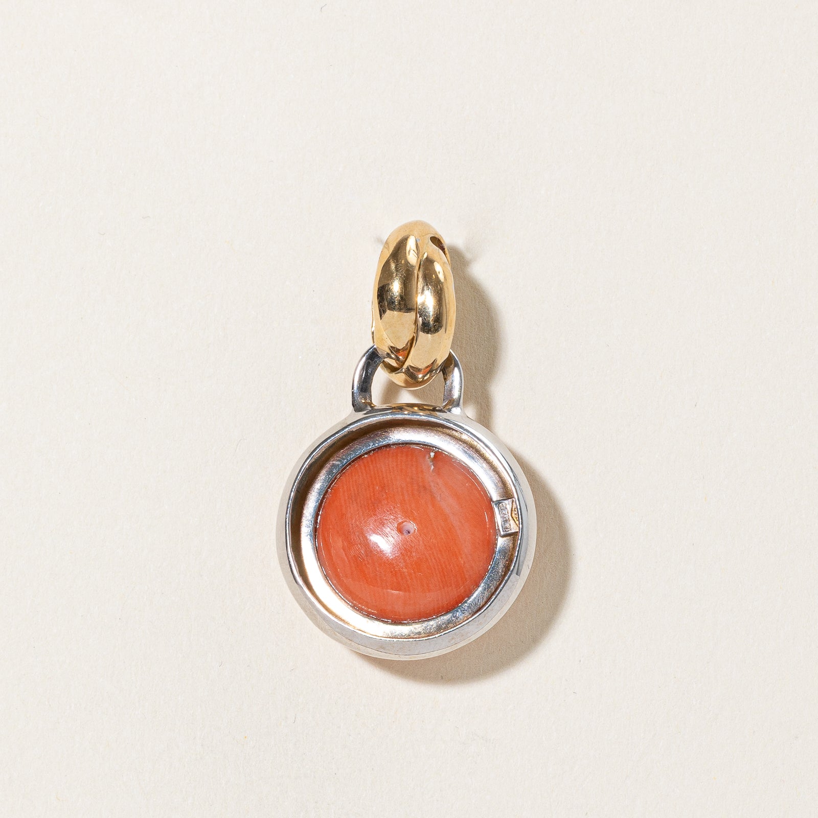 Italian Bezel Set Round Coral Pendant | 17.00ct