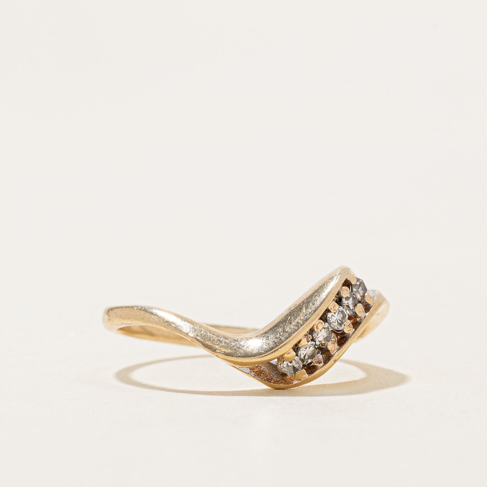 Diamond Contour Ring | 0.10ctw | SZ 5.25