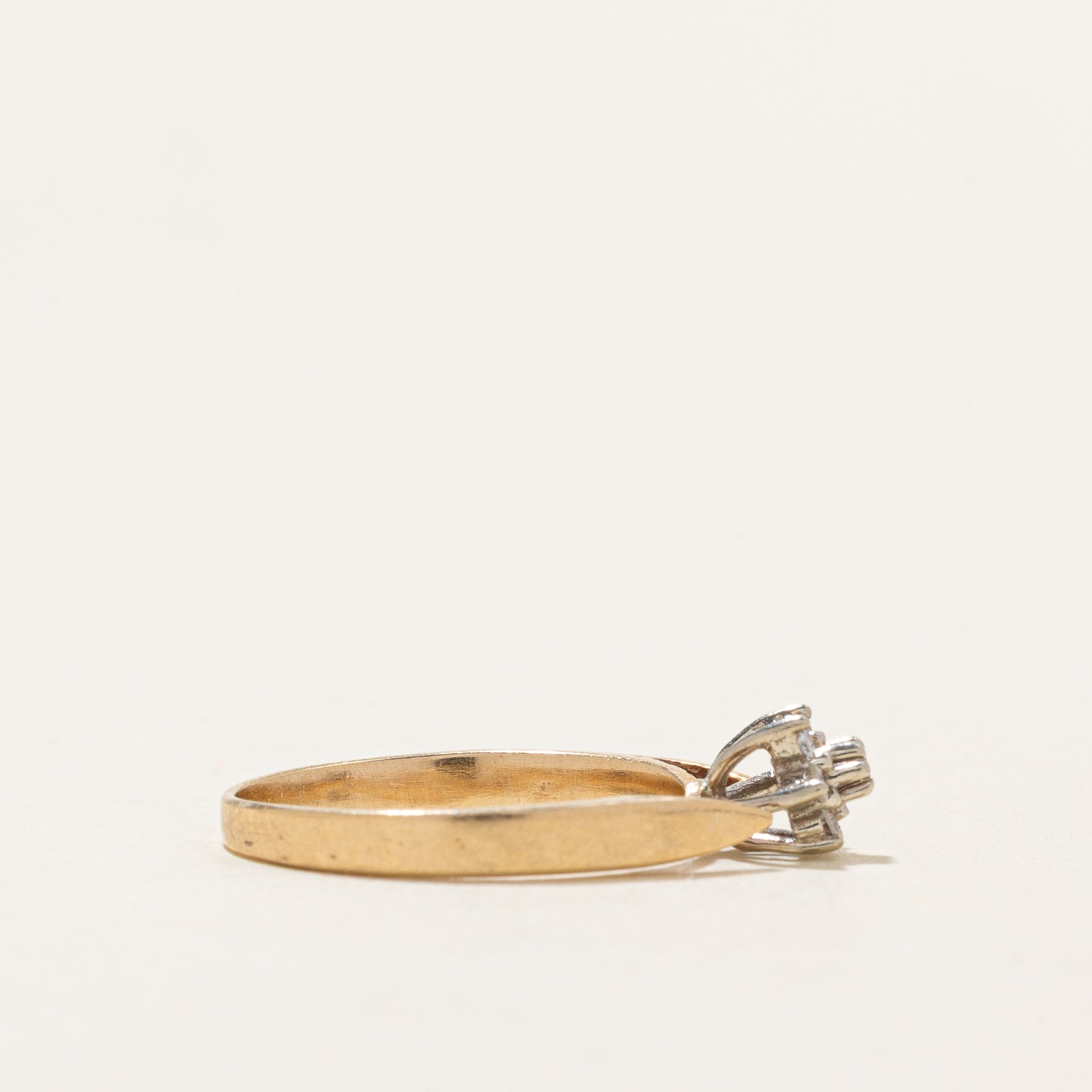 Diamond Cluster Petal Ring | 0.07ctw | SZ 3.75