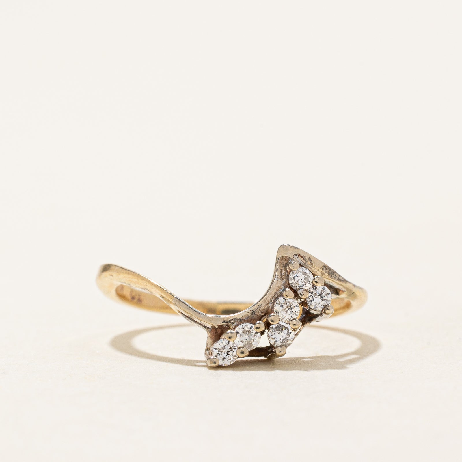 Diamond Contour Ring | 0.10ctw | SZ 4.25