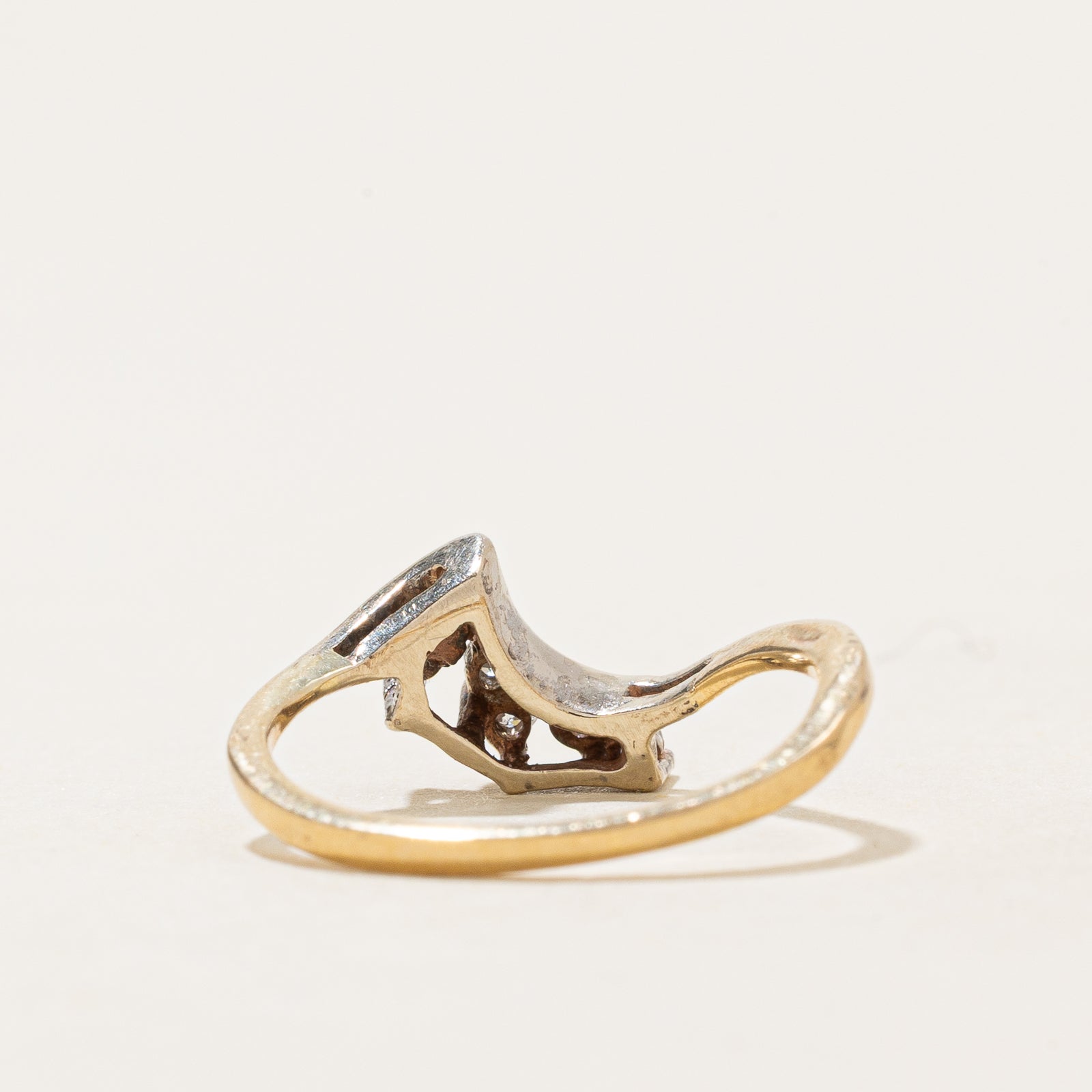 Diamond Contour Ring | 0.10ctw | SZ 4.25