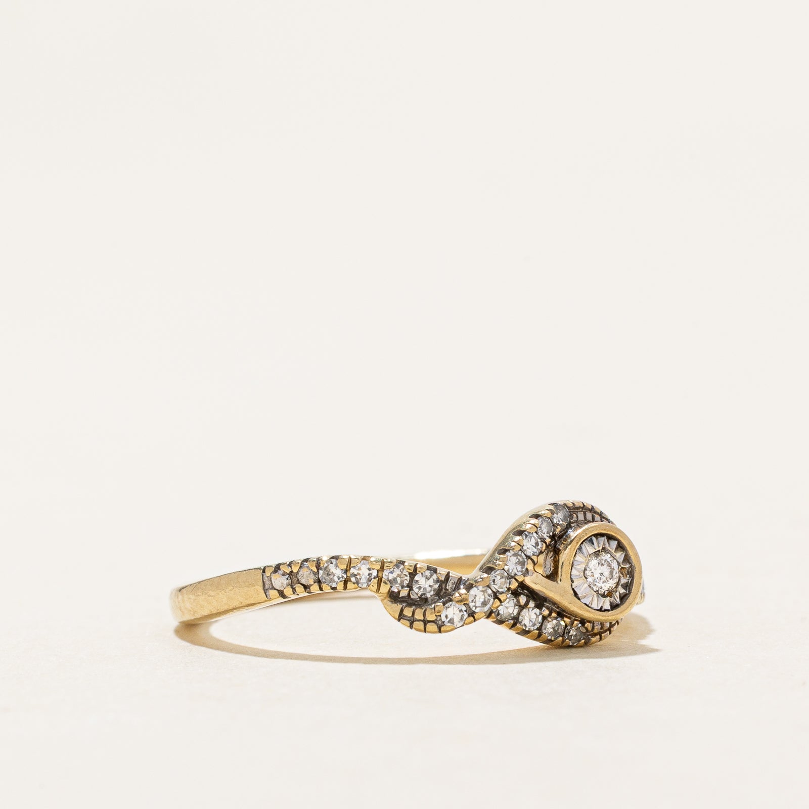 Illusion Set Diamond Cross Over Ring | 0.12ctw | SZ 6.25