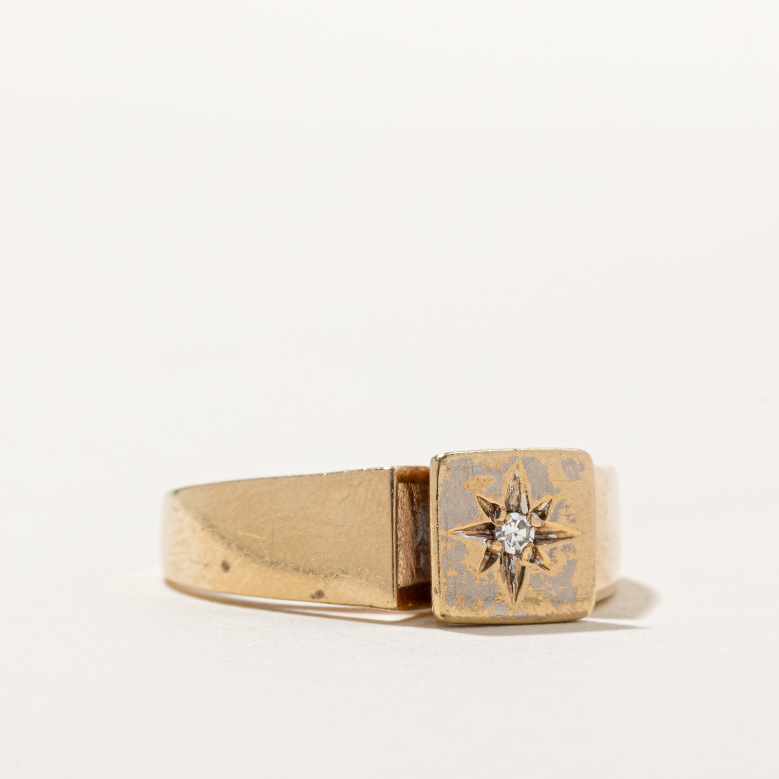 9K Star Set Diamond Signet Ring | 0.03ct | SZ 8.25