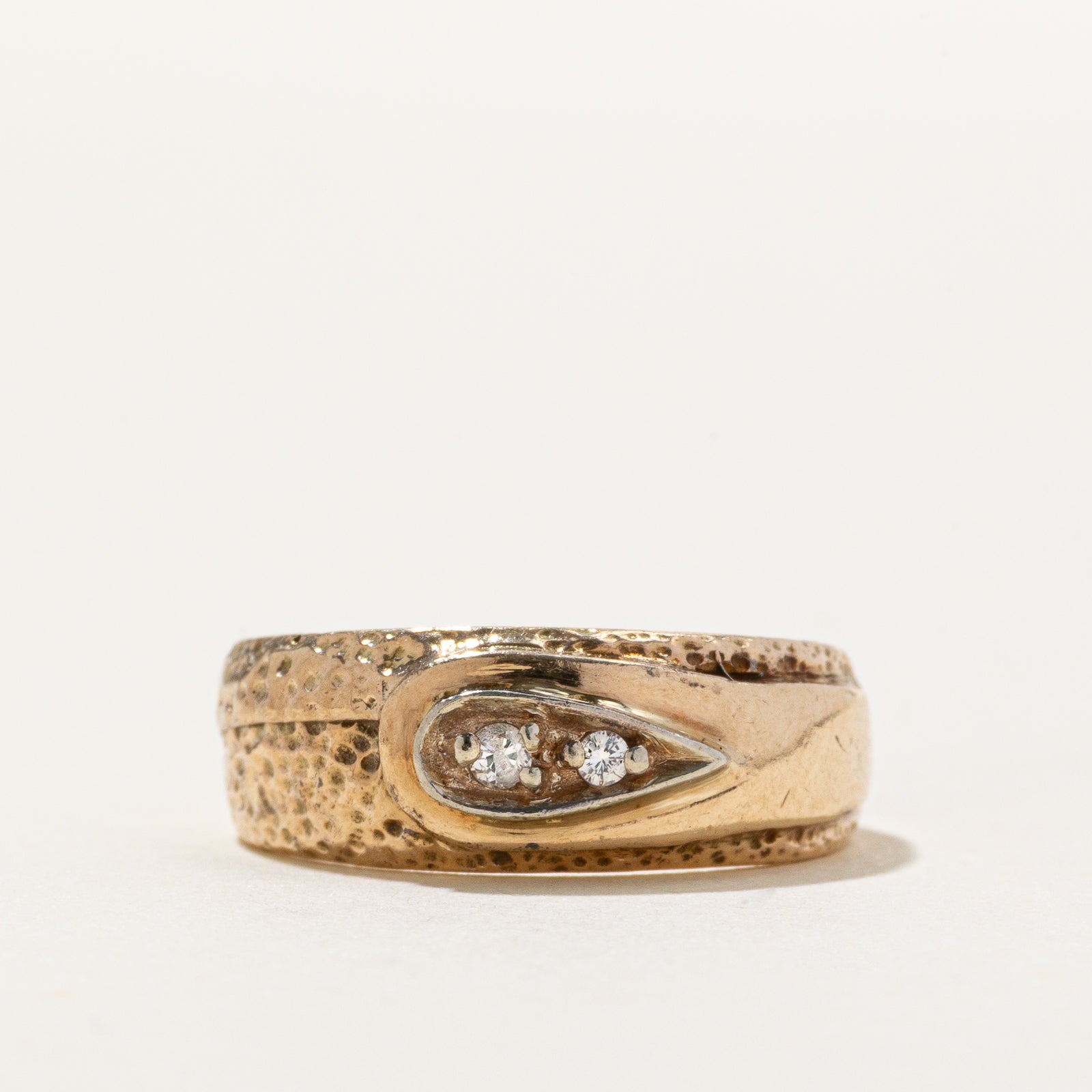 10K Diamond Textured Teardrop Ring | 0.04ctw | SZ 5.5