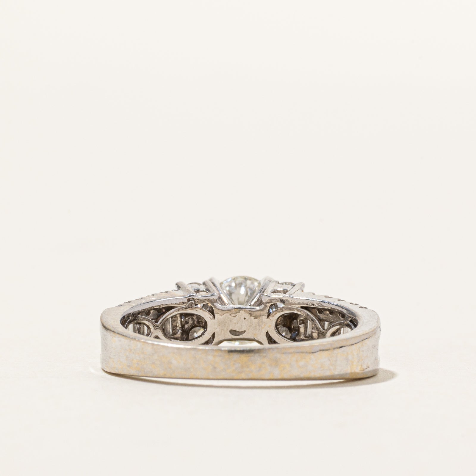 Round Brilliant Diamond Engagement Ring | 1.05ctw | SZ 5.25