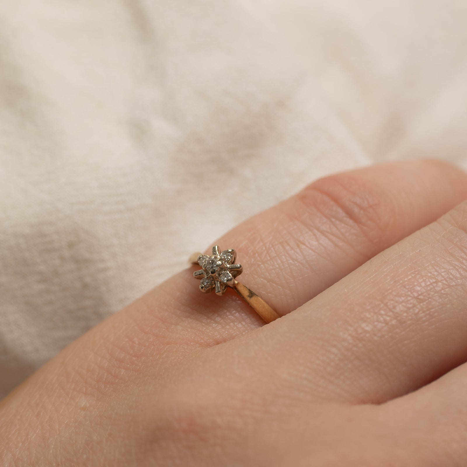 10K Diamond Petal Petite Ring | 0.05ctw | SZ 3.75