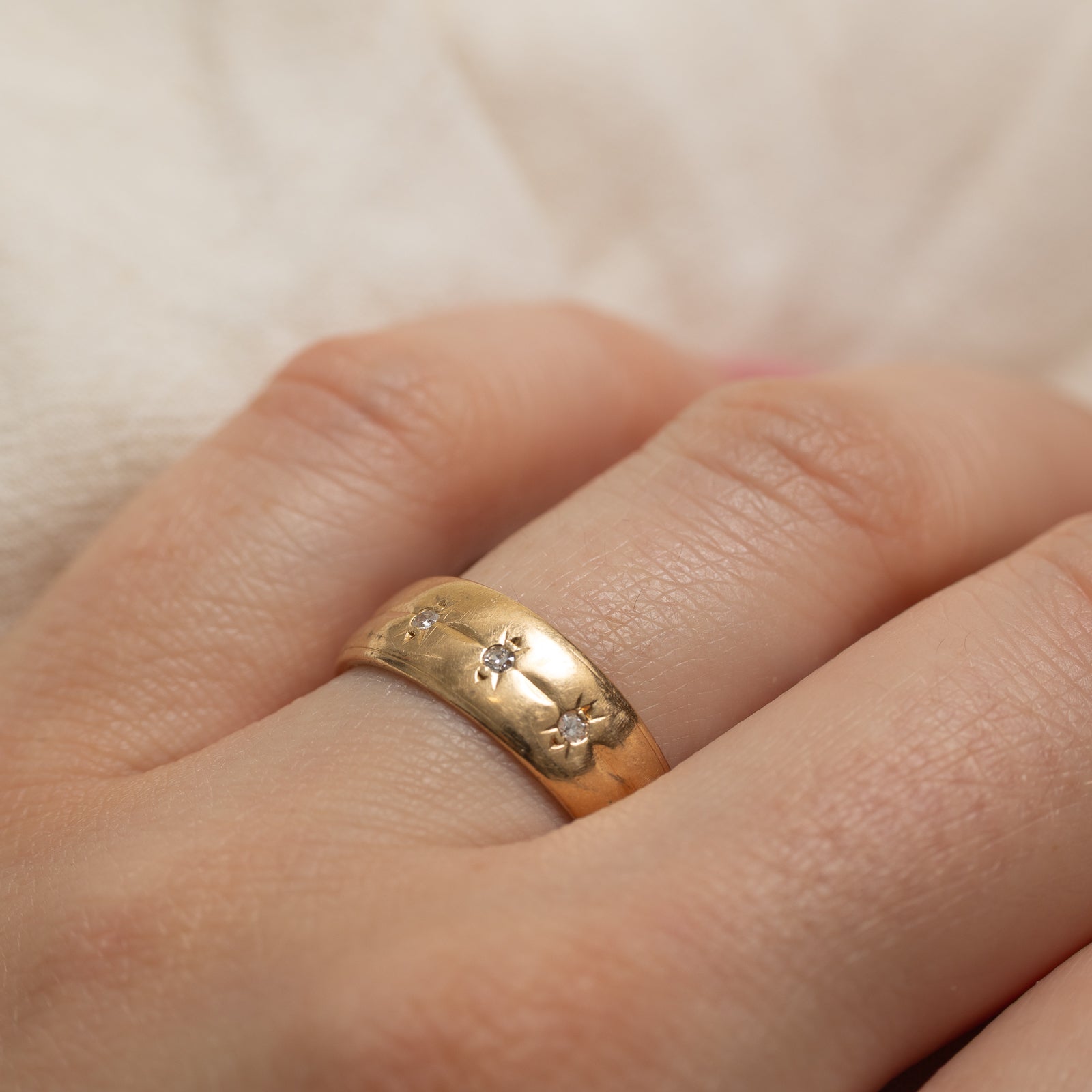 14K Three Stone Star Set Diamond Band | 0.06ctw | SZ 7.75