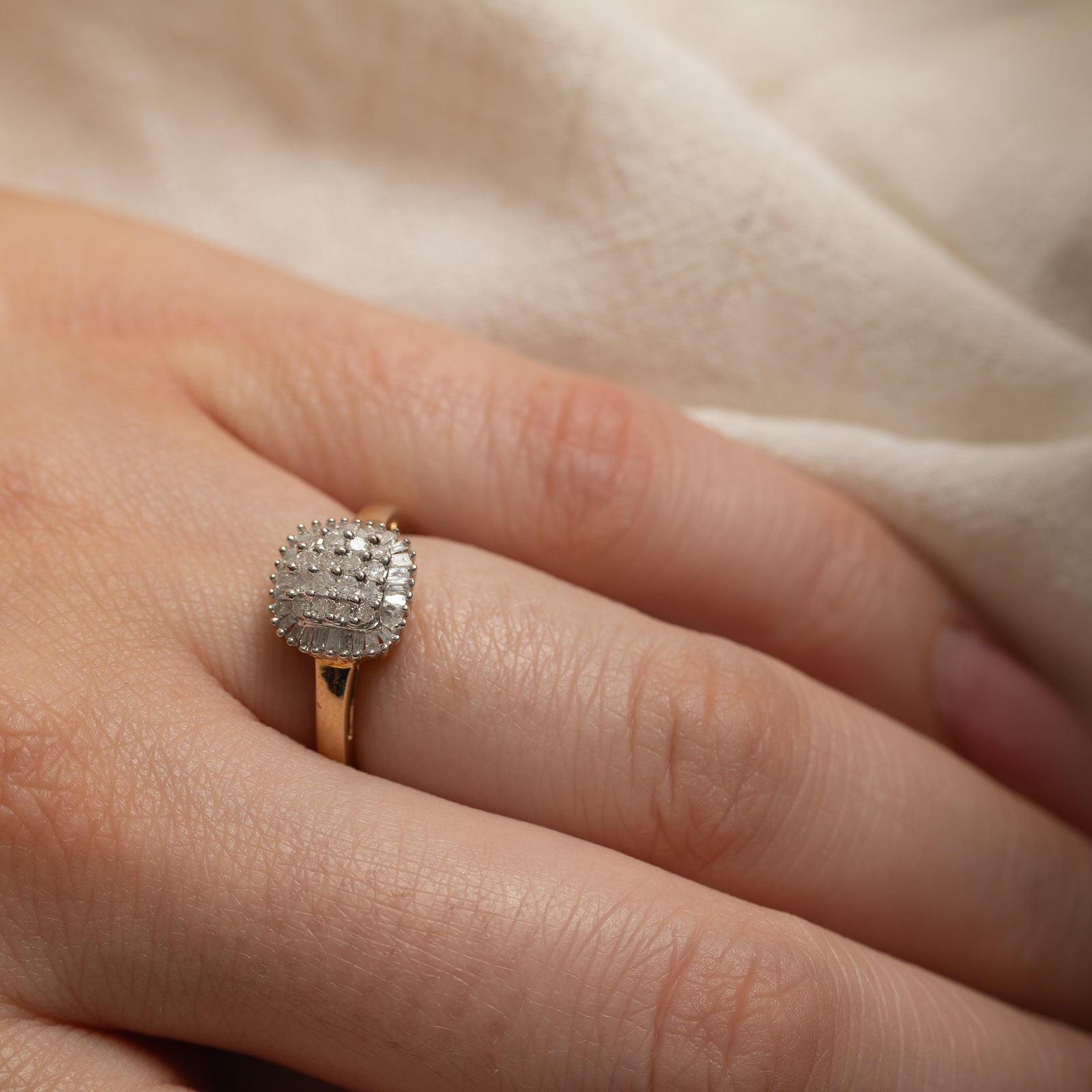 10K Diamond Grid Halo Ring | 0.35ctw | SZ 5
