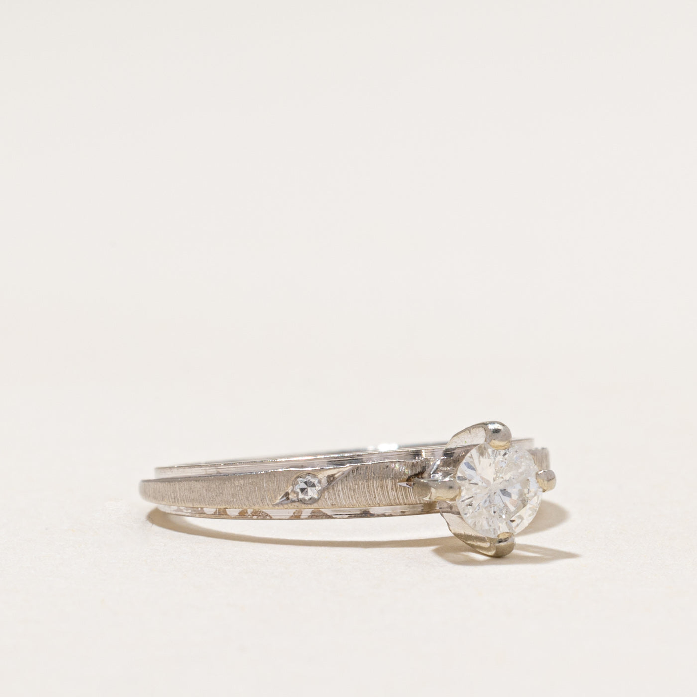 High Set Diamond Accented Textured Ring | 0.32ctw | SZ 5