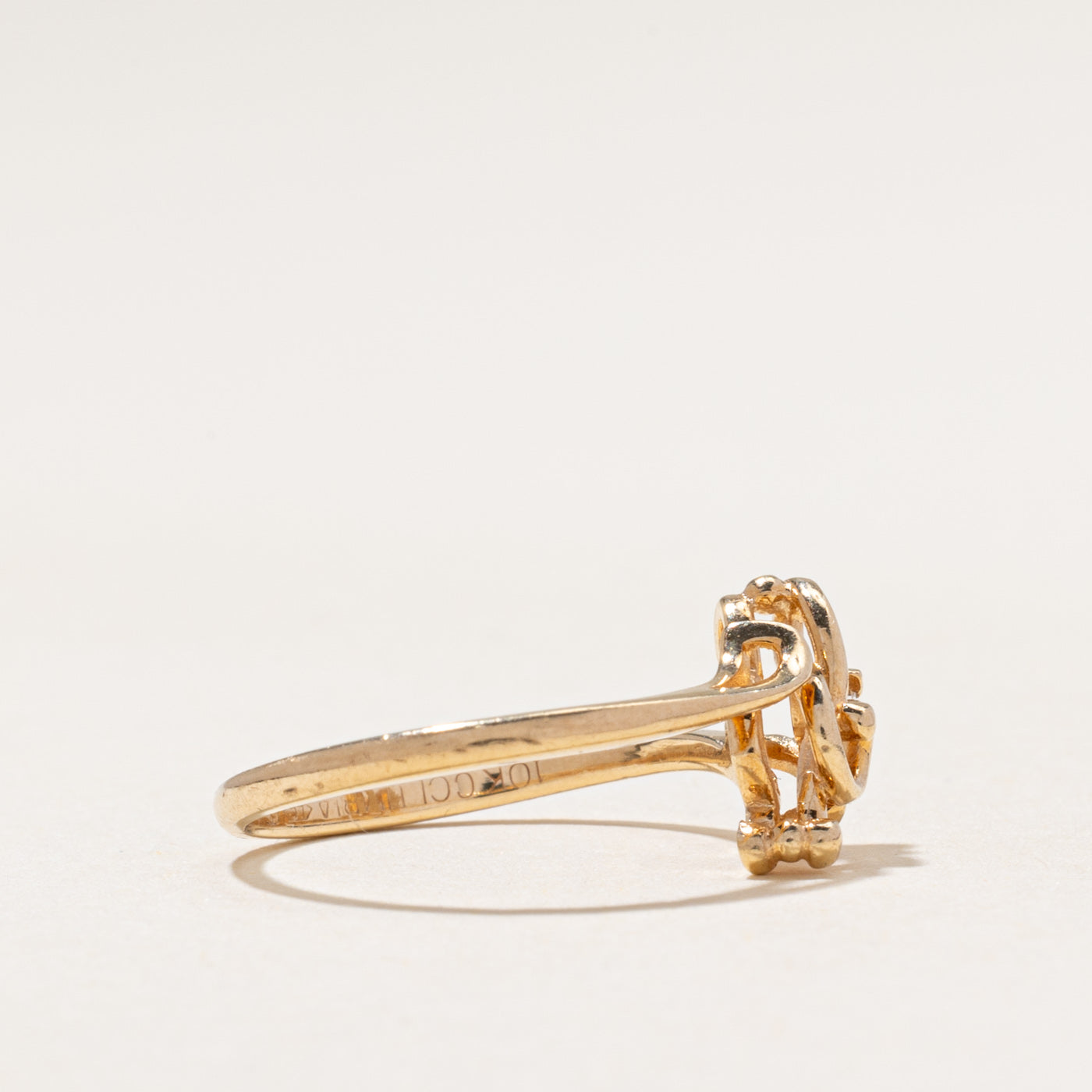 Bague en forme de clé de sol avec un diamant unique | 0,01 ct | Taille 4,75