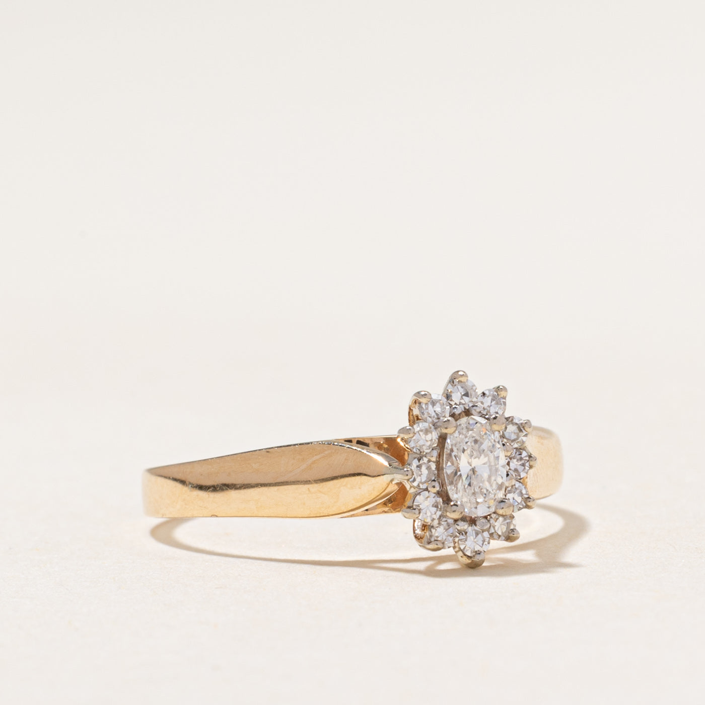 14K Diamond Halo Petal Ring | 0.30ctw | SZ 7