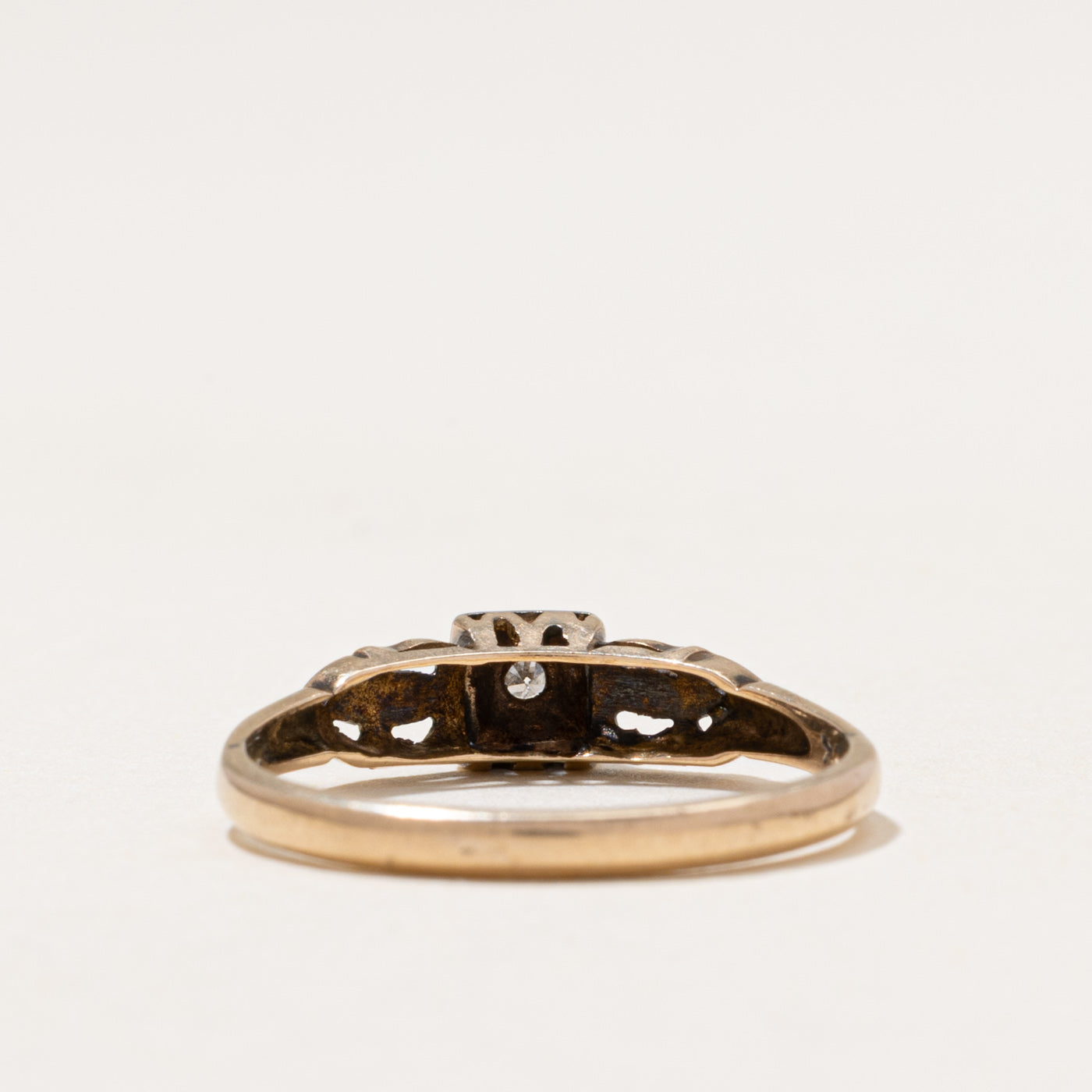 Retro Diamond Textured Ring | 0.02ctw | SZ 7