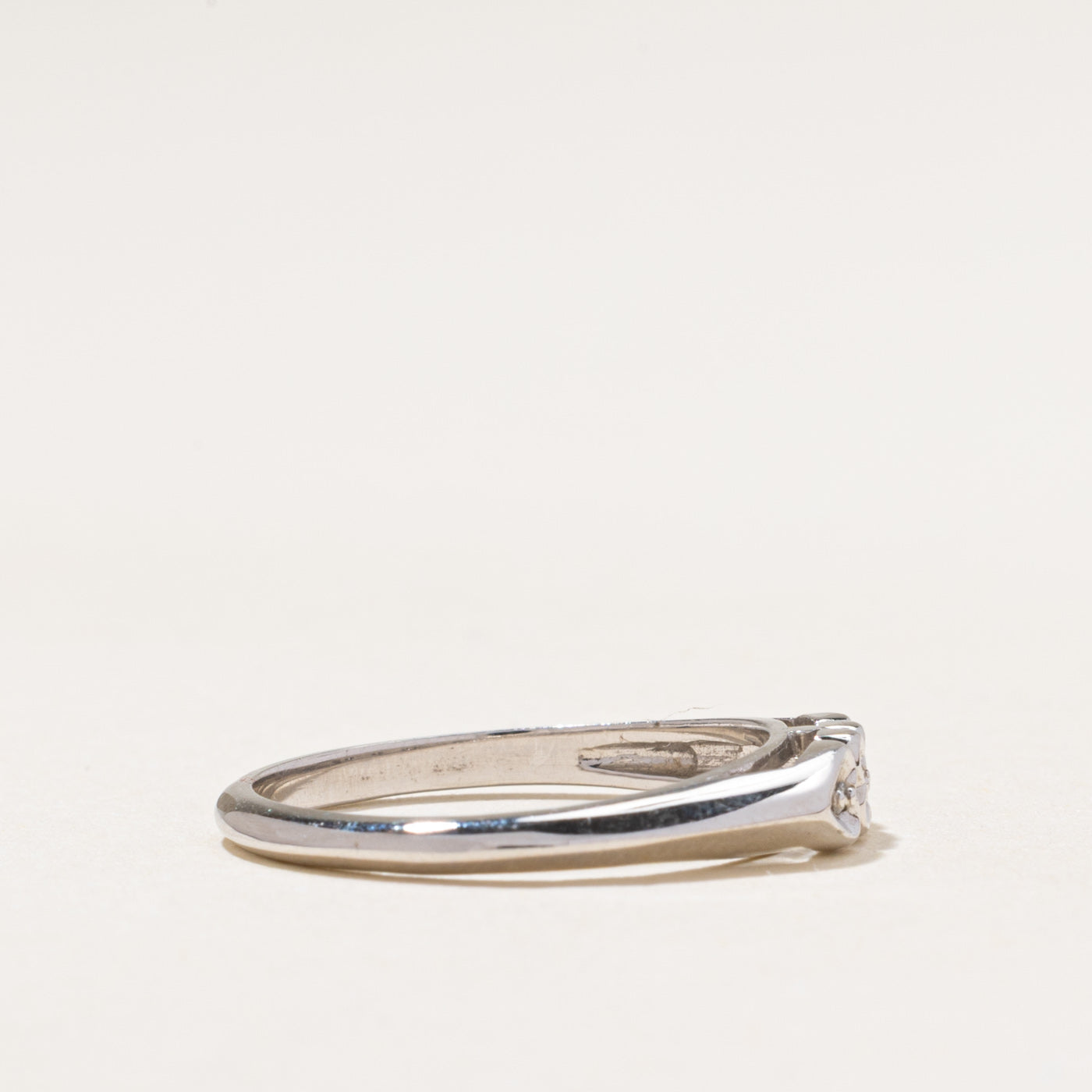 Three Stone Diamond Floral Design Ring | 0.02ctw | SZ 6