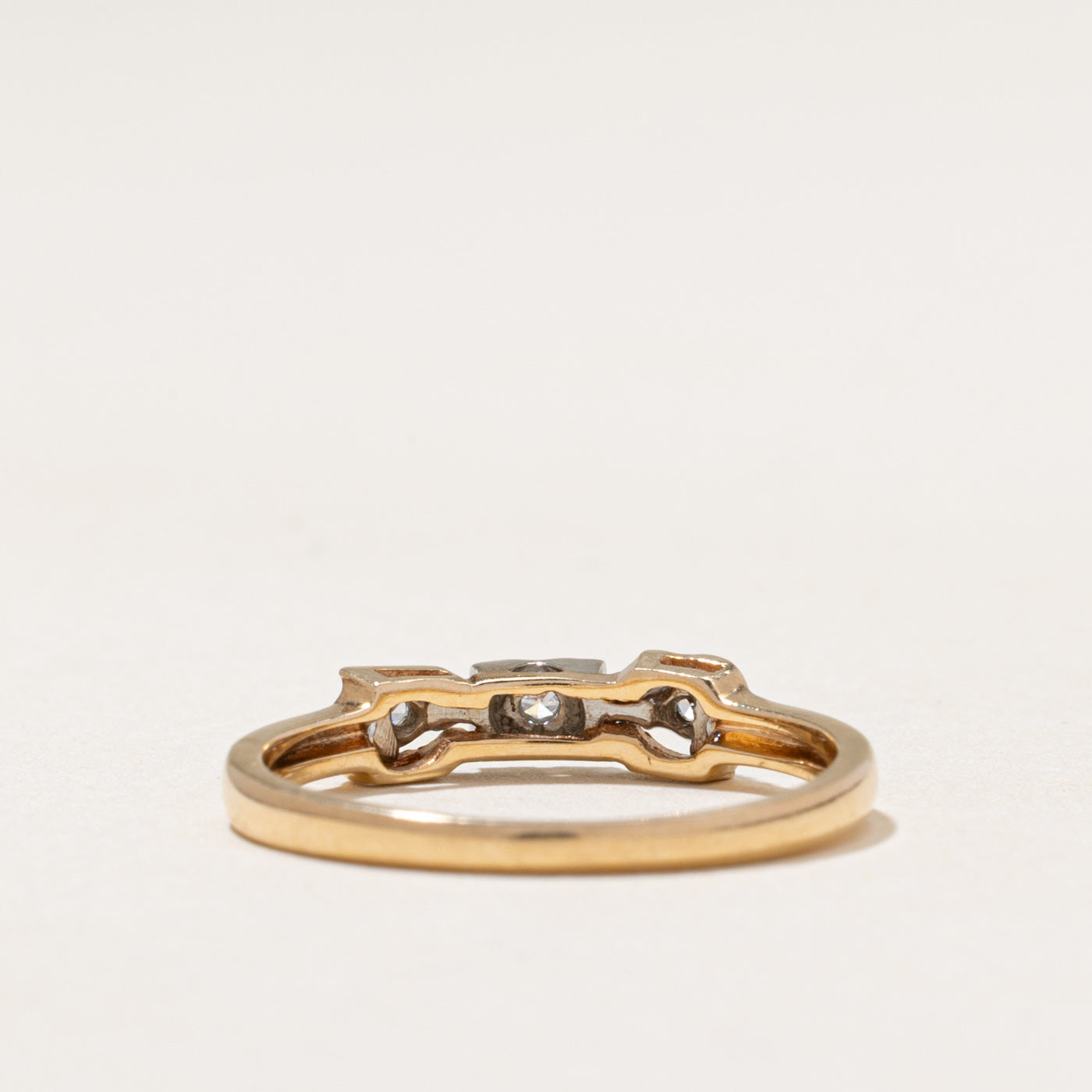 Three Stone Diamond Buckle Ring | 0.04ctw | SZ 6.5