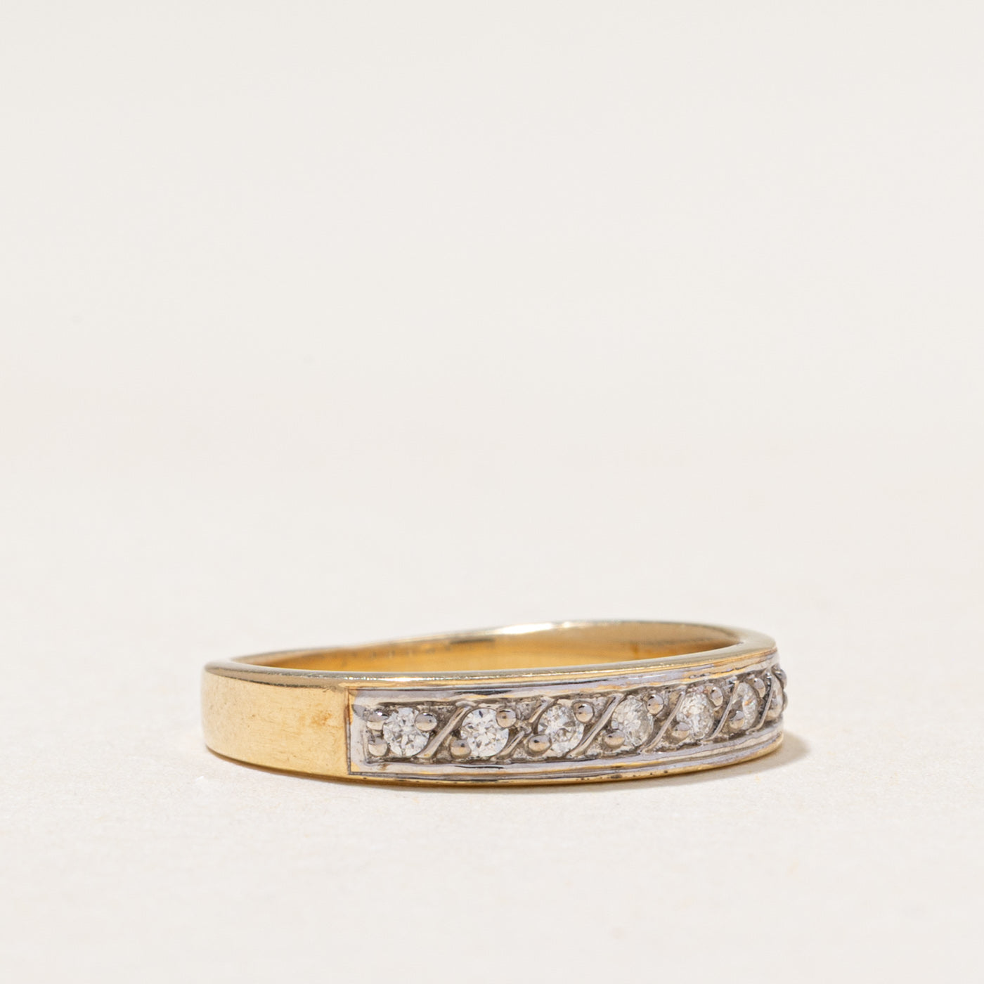 14k Diamond Petite Band | 0.09ctw | 2.05mm | SZ 4