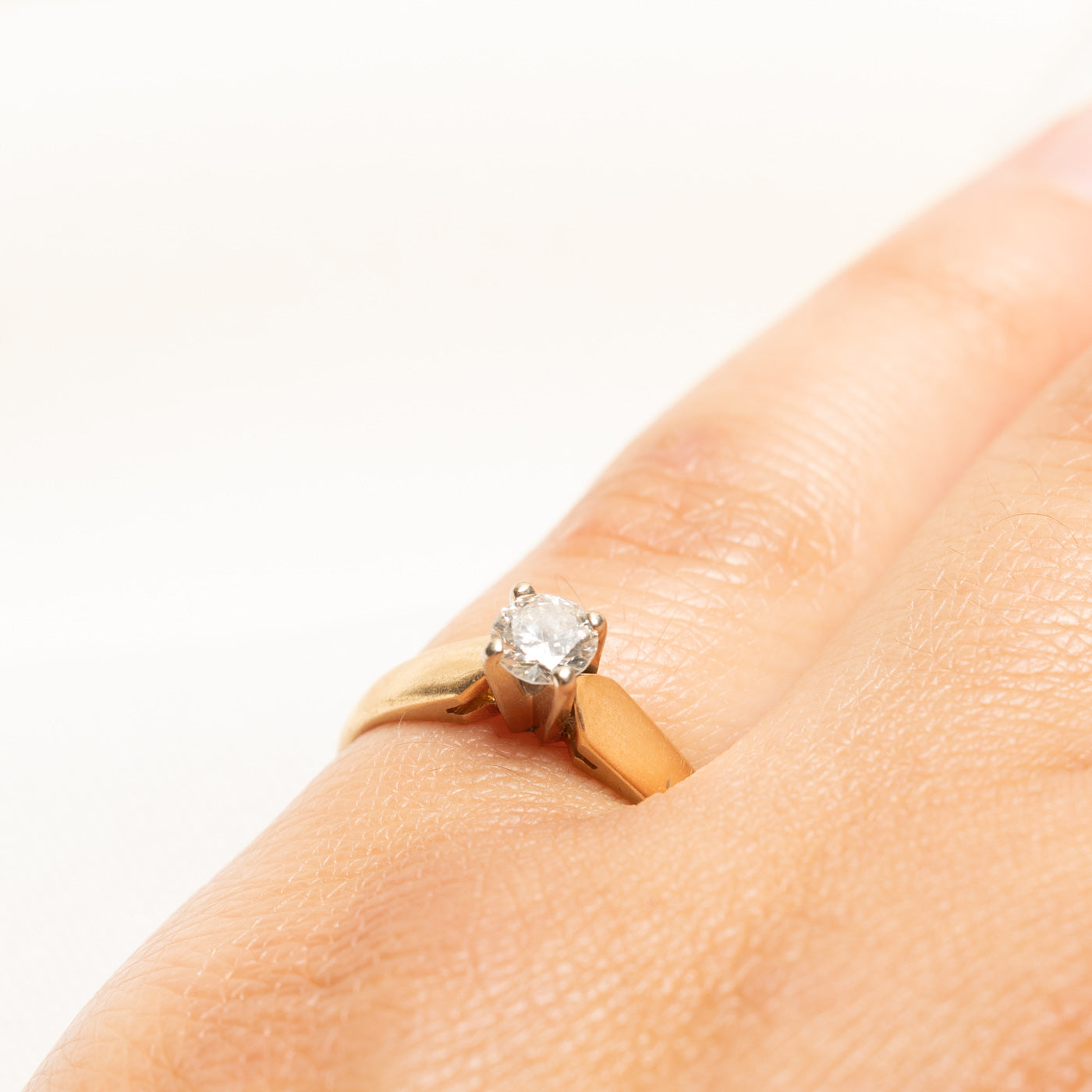 Solitaire Diamond Reverse Tapered Ring | 0.33ct | SZ 5.25