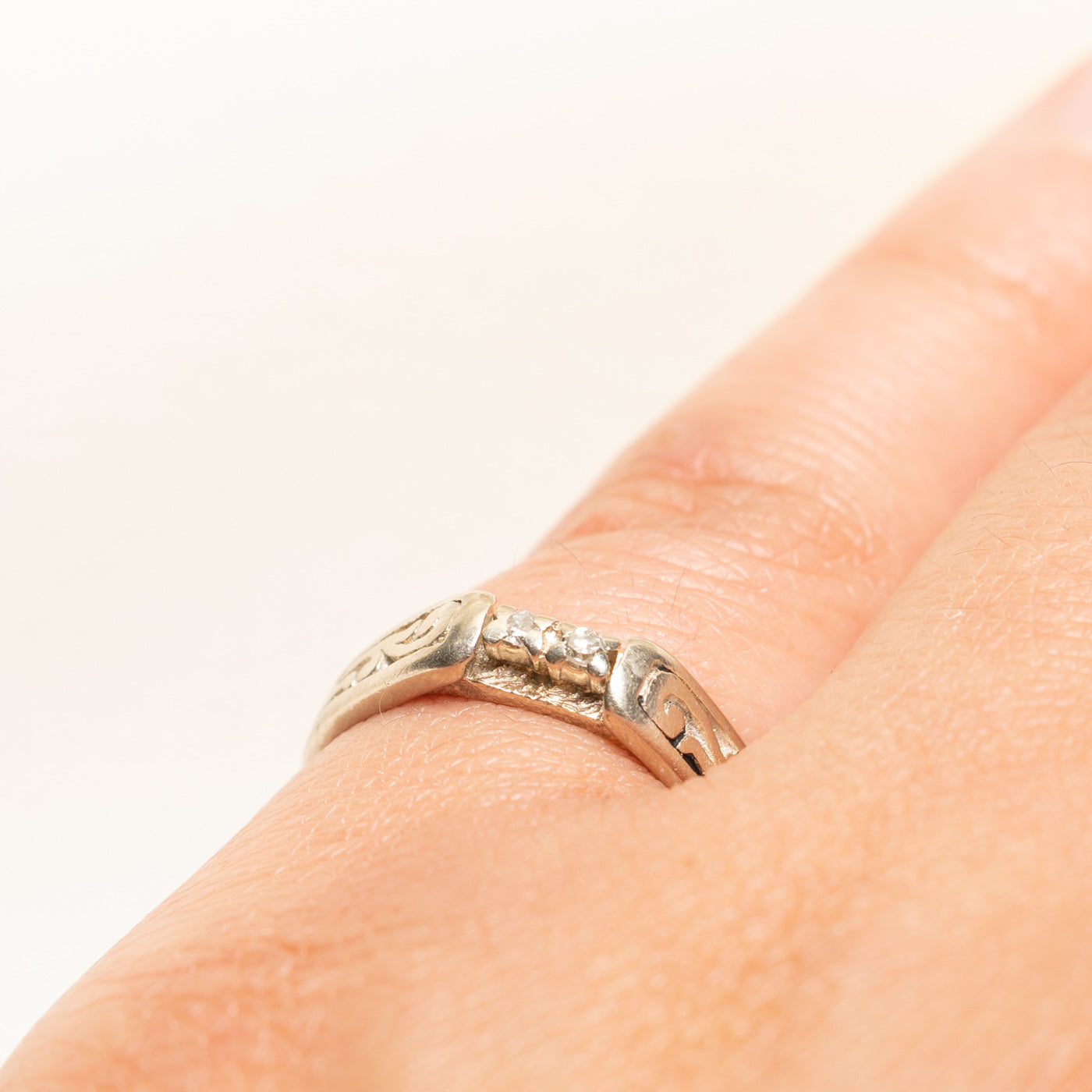 Two Stone Diamond Embossed Ring | 0.04ctw | SZ 6