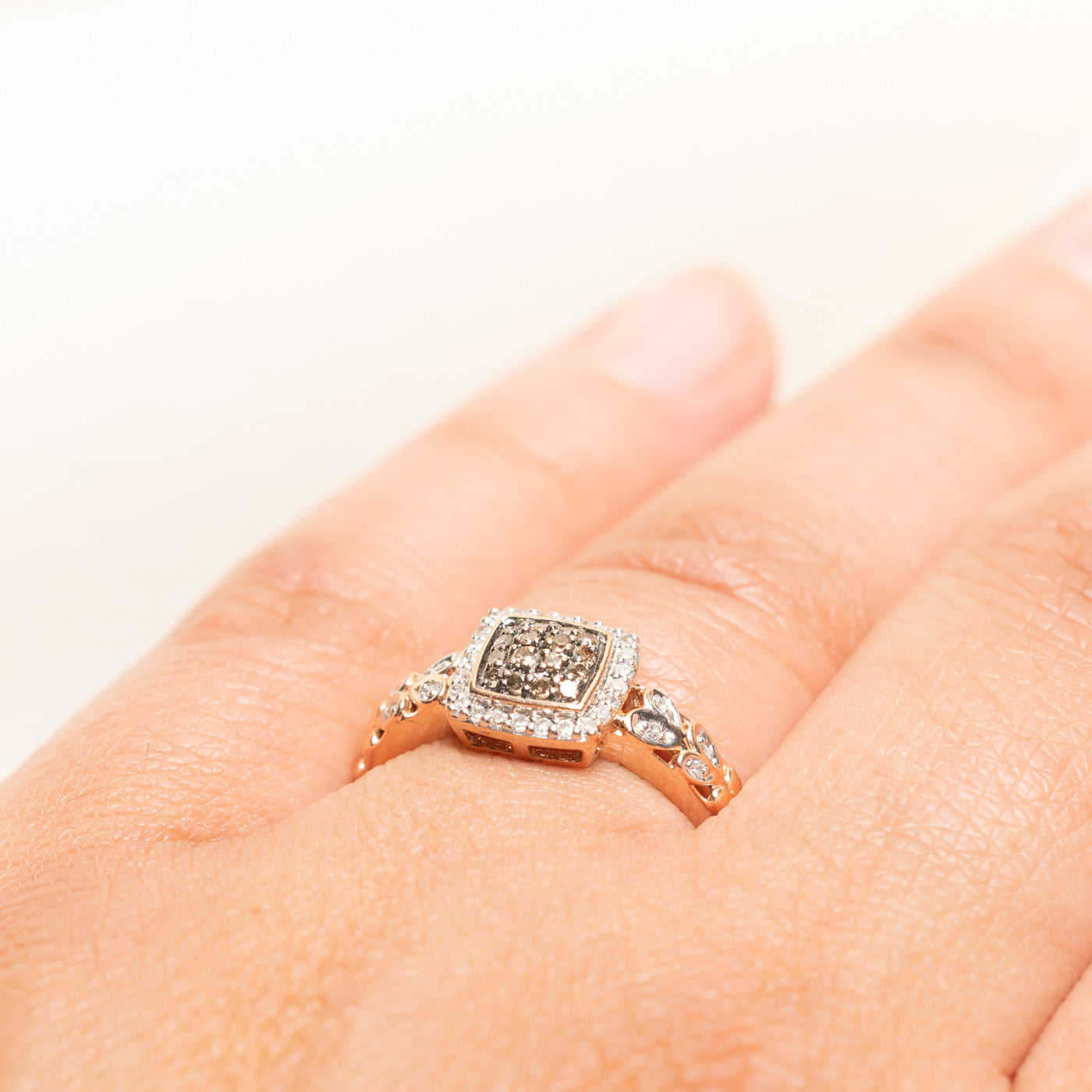 Halo Chocolate Diamond Leaf Design Ring | 0.21ctw | SZ 7.25