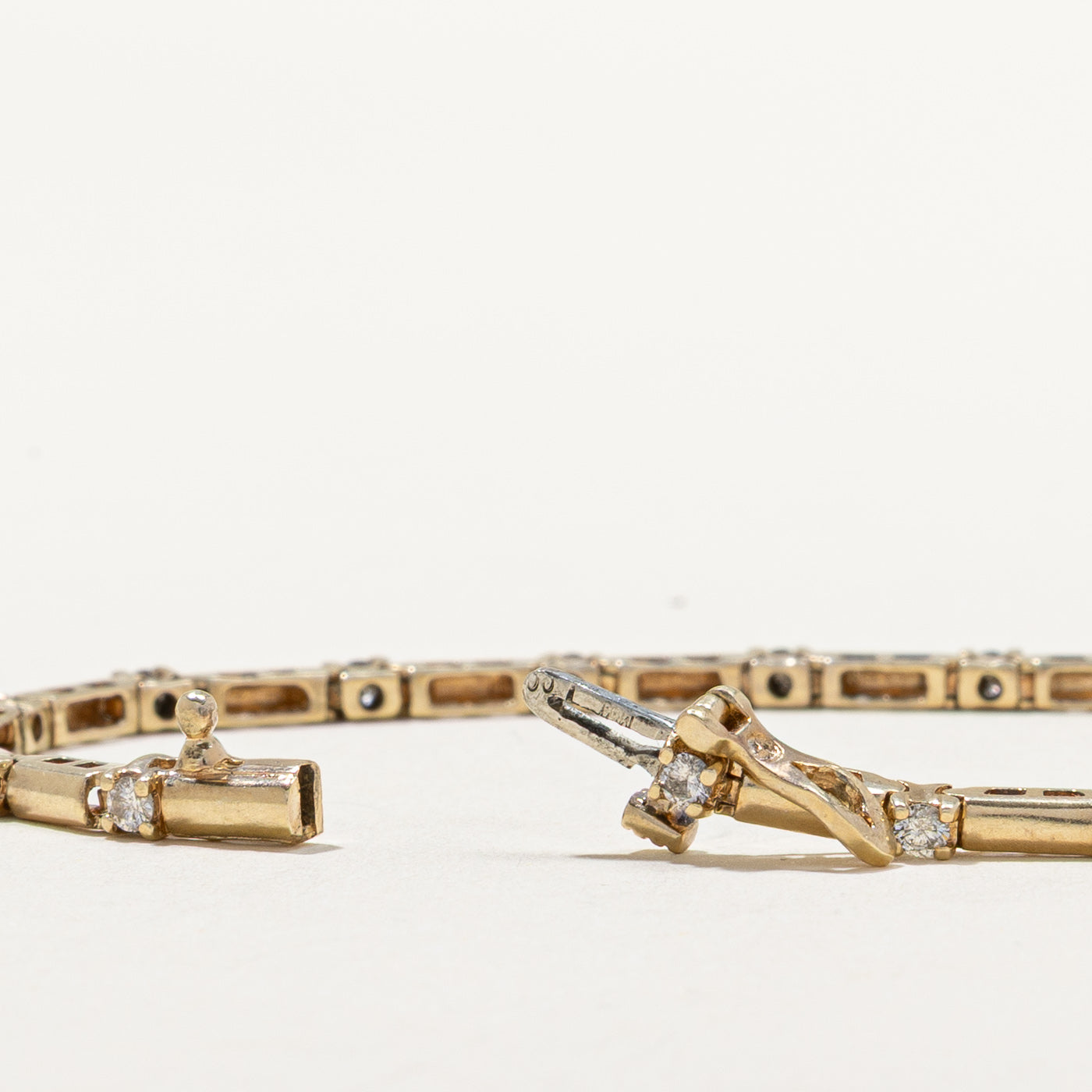 Diamond Bar Link Bracelet | 0.95ctw | 7"