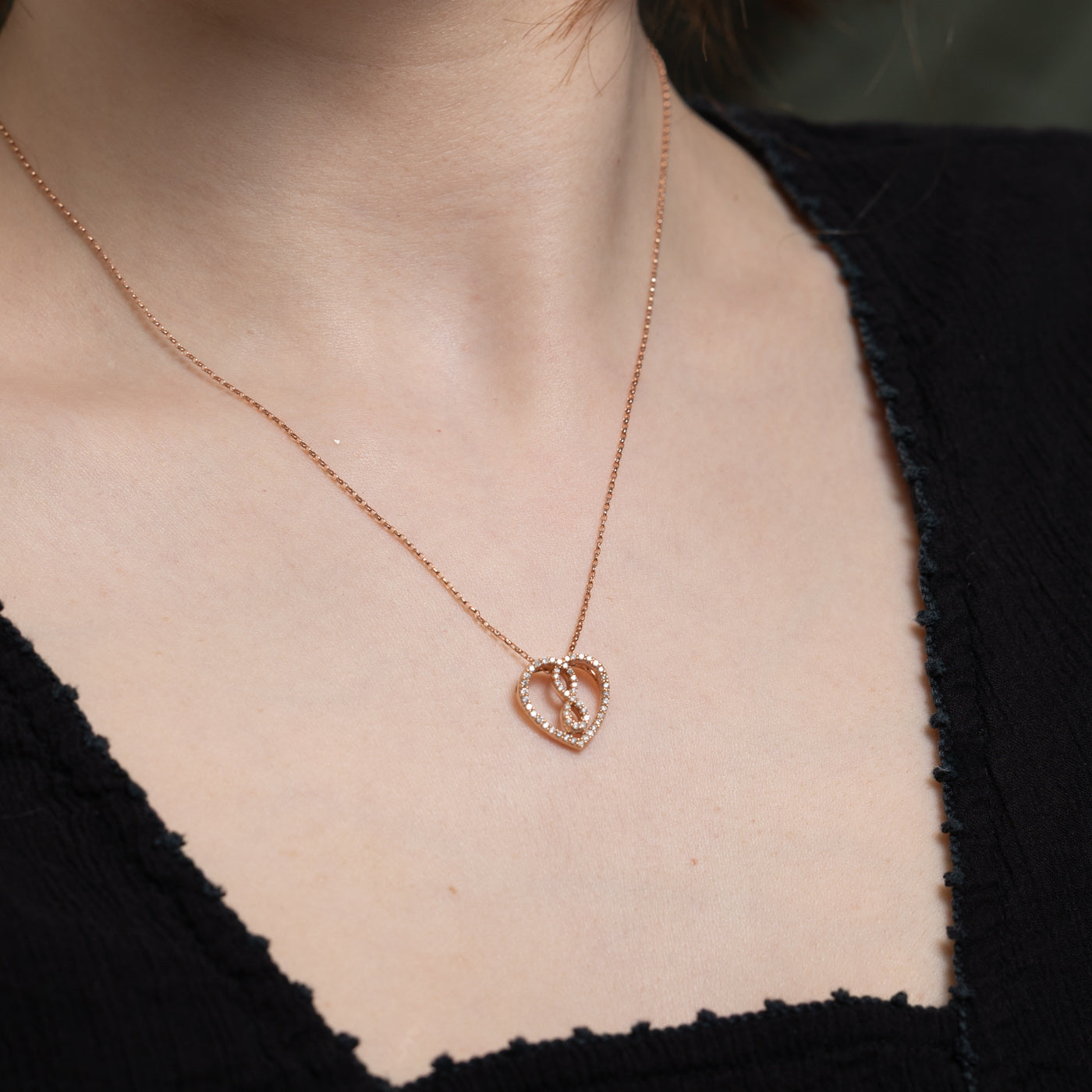 Diamond Infinity & Heart Necklace | 0.25ctw | 18"